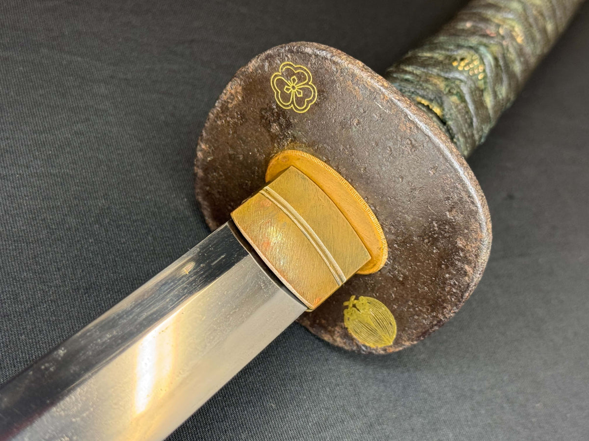 Antique Nihonto - Early Muromachi (about 550 years old) Katana with Koshirae