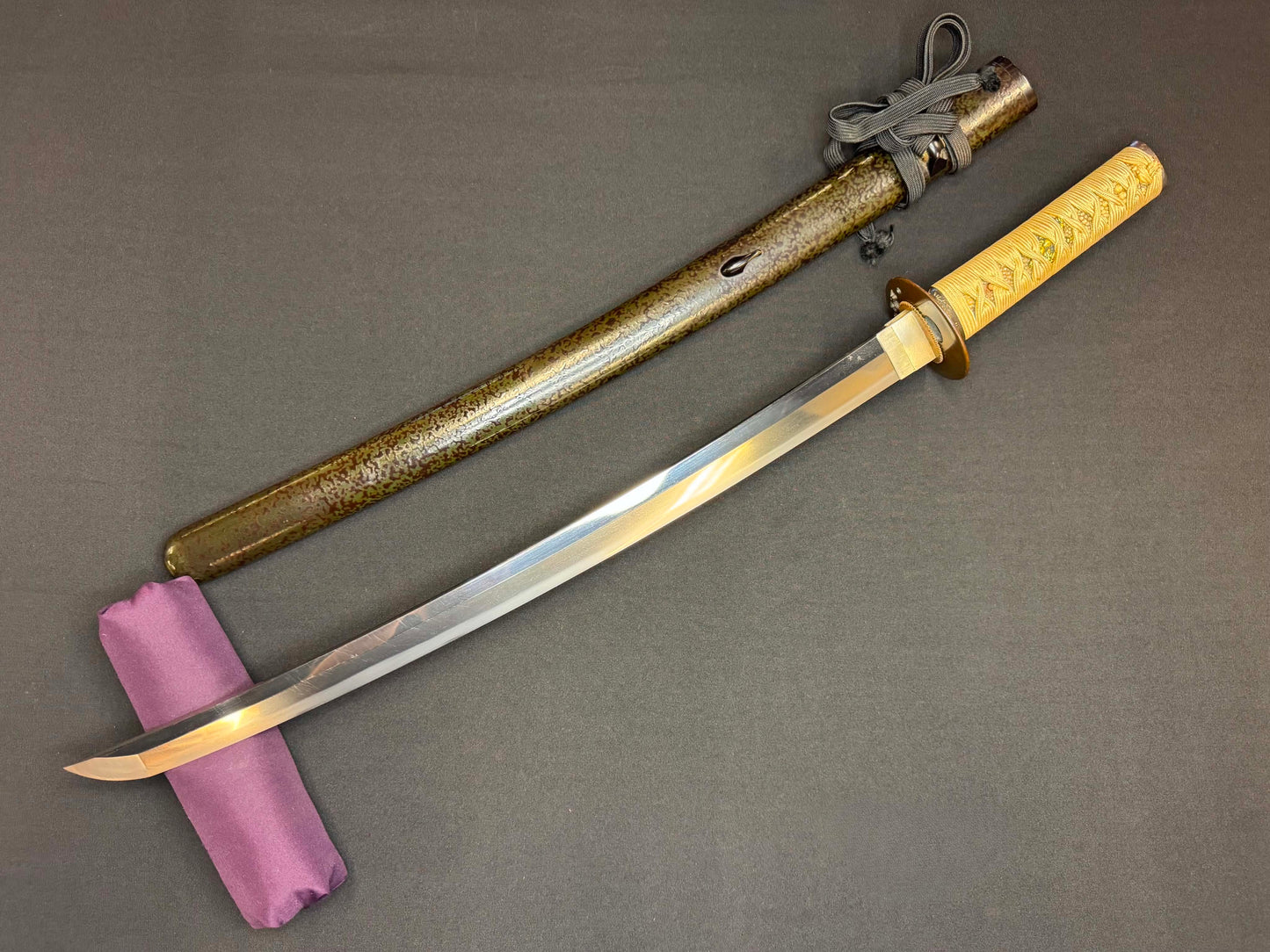 Antique Nihonto - Katana in Iai Tight Koshirae
