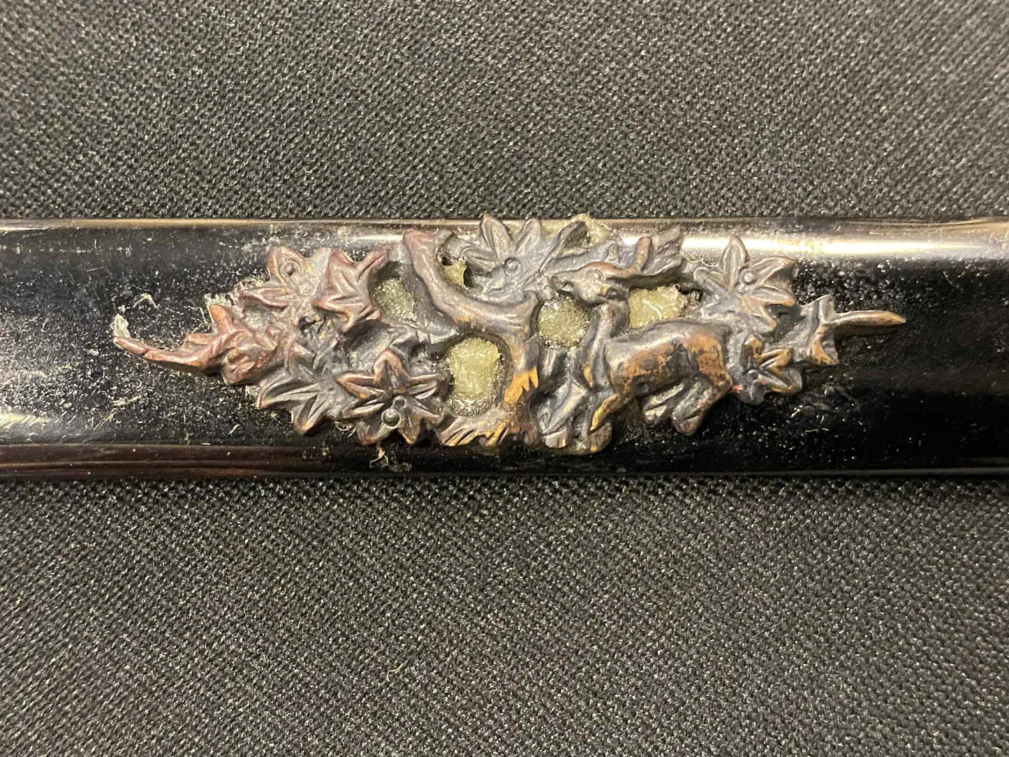Antique Nihonto - Daishou Katana (Late Muromachi, red lacquer signature of Yoshikage) and Wakizashi (Late Muromachi, signed Kanefusa Masaie) (neither verified) with Koshirae