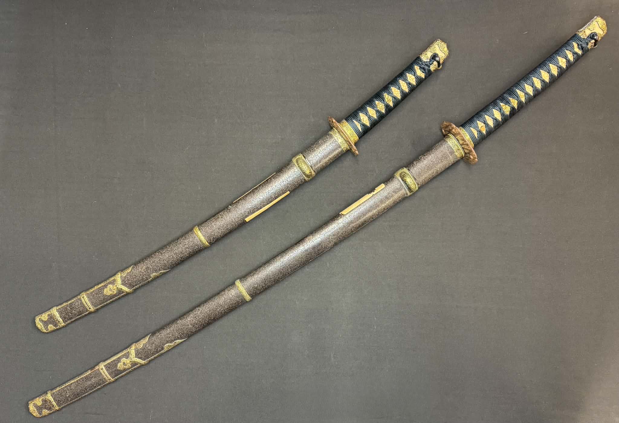 Antique Nihonto - Daishou Katana (NBTHK attributed to Fujiwara Takada) and Wakizashi (NBTHK attributed to Echizen Seki) in Handachi Koshirae
