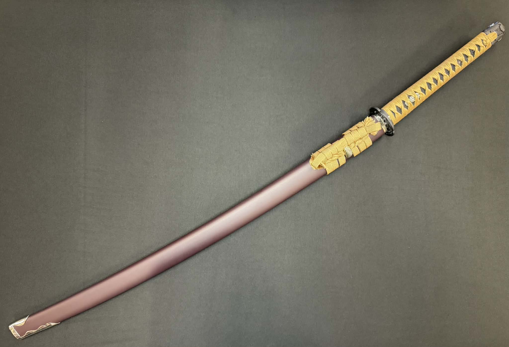 Thaitsuki Roiyaru Unokubi Katana, Sanmai Clay tempered