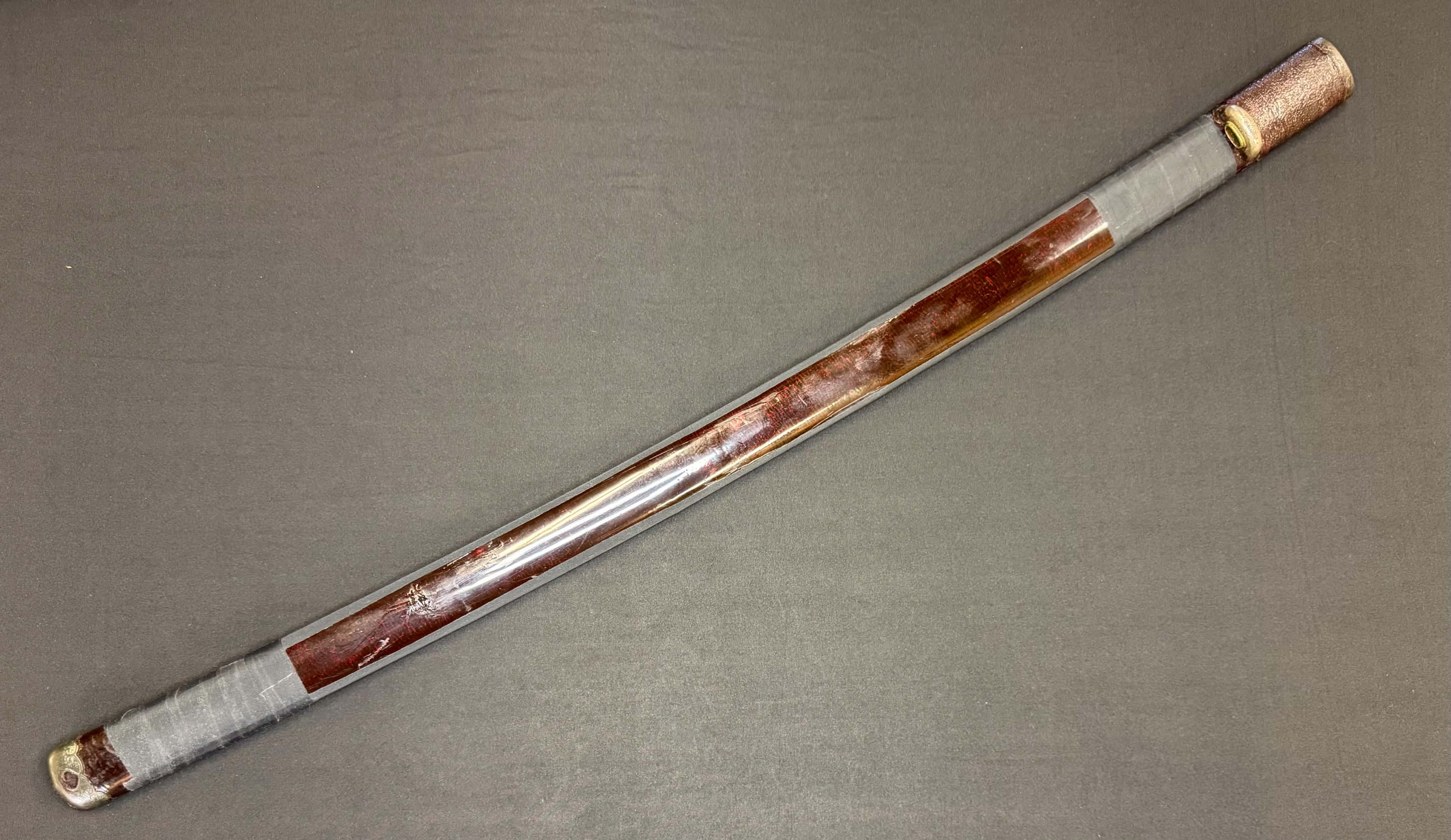 Antique Nihonto - Early Edo (300-350 years old) Katana in Koshirae, signed Yokoyama Ueno Daijo Fujiwara Sukesada (not verified)