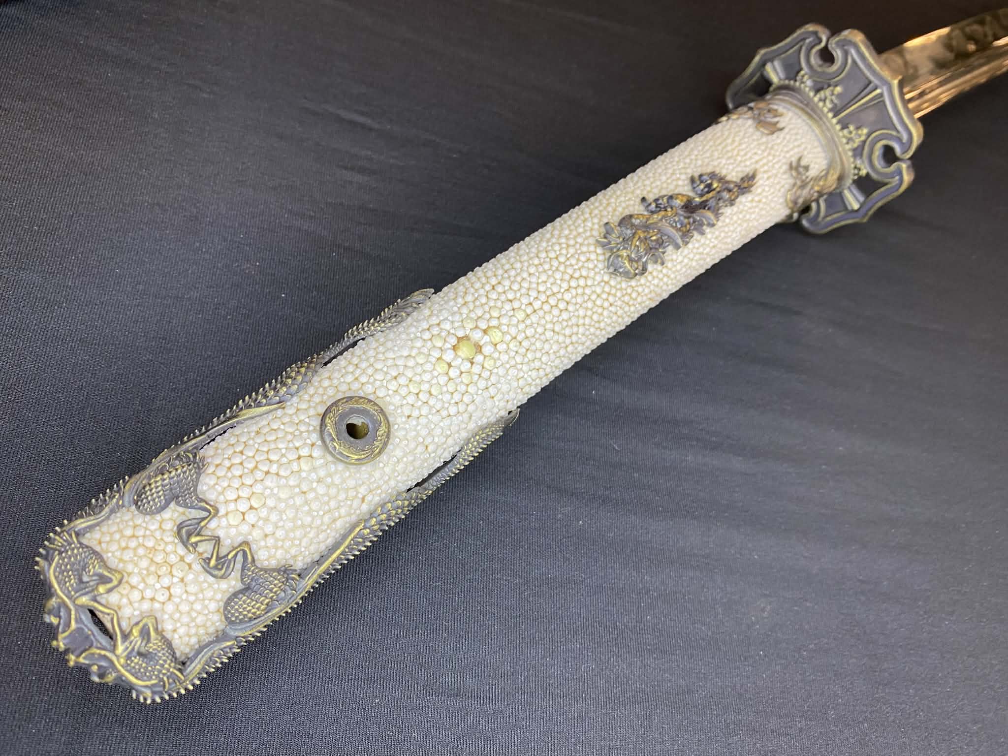 Dragonspring Emperor Tachi - Ruby Water Dragon - Kogarasu Hitatsura