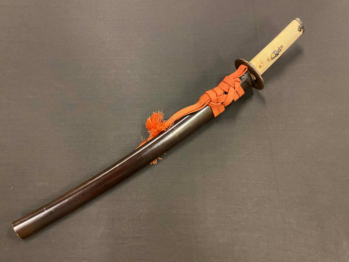 Antique Nihonto - Early Edo (350 years old) Kanmuri-Otoshi Wakizashi in Koshirae - NTHK attributed to Shimosa Daijo Kanemasa