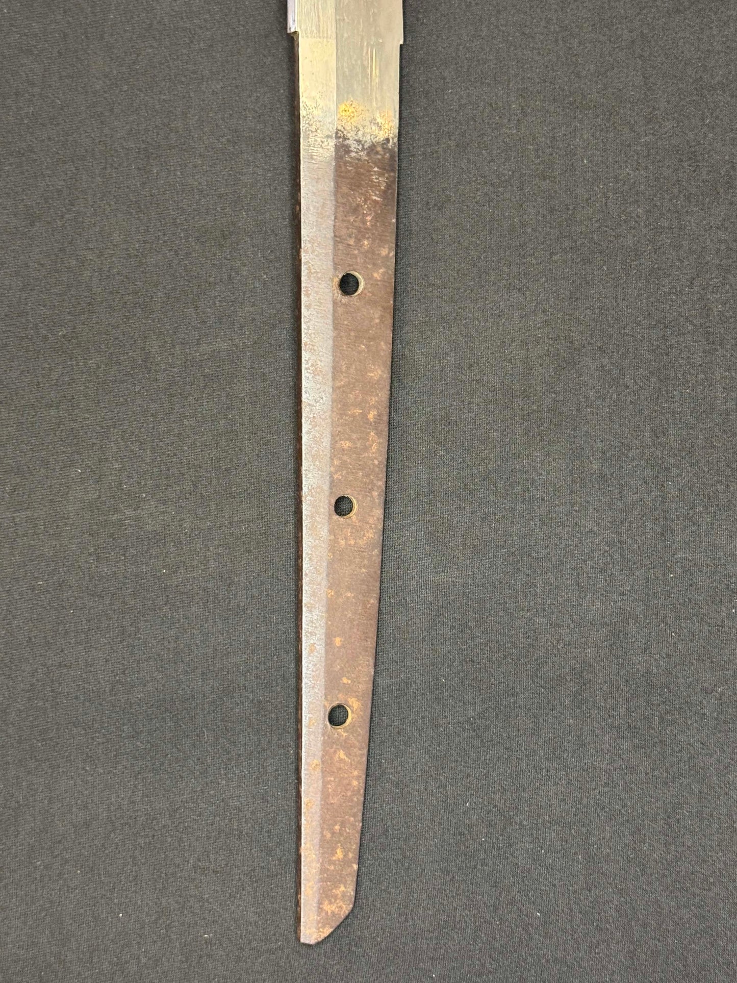 Antique Nihonto - Muromachi (5-600 years old) LONG Katana in Koshirae, NBTHK attributed to Kashu Yukimitsu