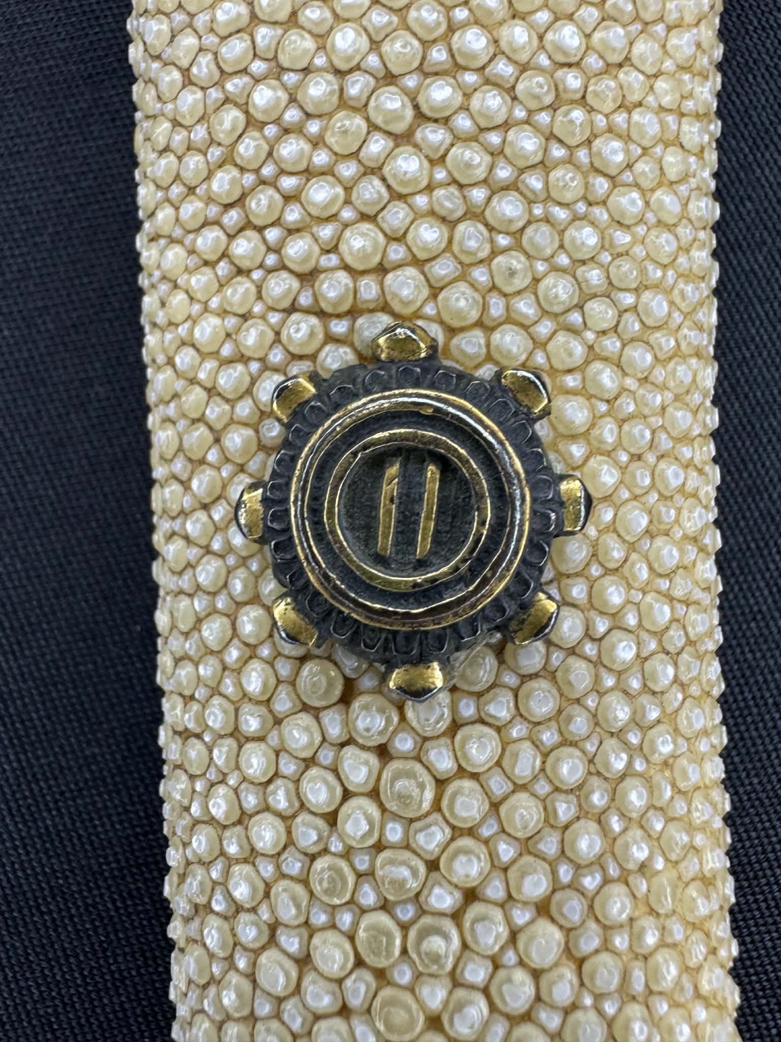 Antique Nihonto - Hitatsura Tanto in Aikuchi Koshirae