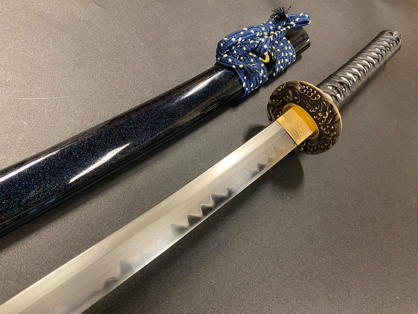 Bohihyu Katana- Navy Wave - Folded Steel, Clay-Tempered