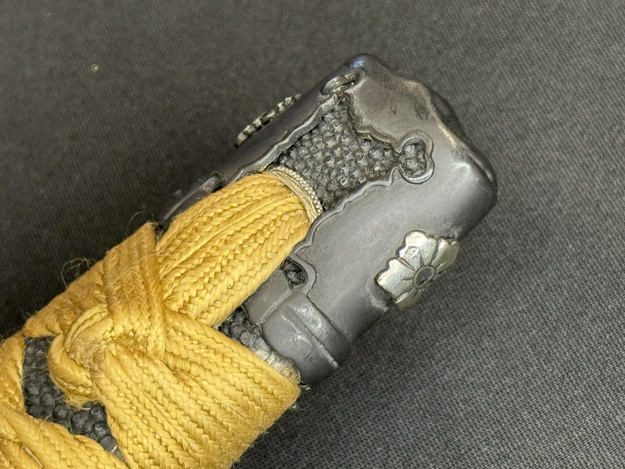 Thaitsuki Roiyaru Unokubi Katana, Sanmai Clay tempered