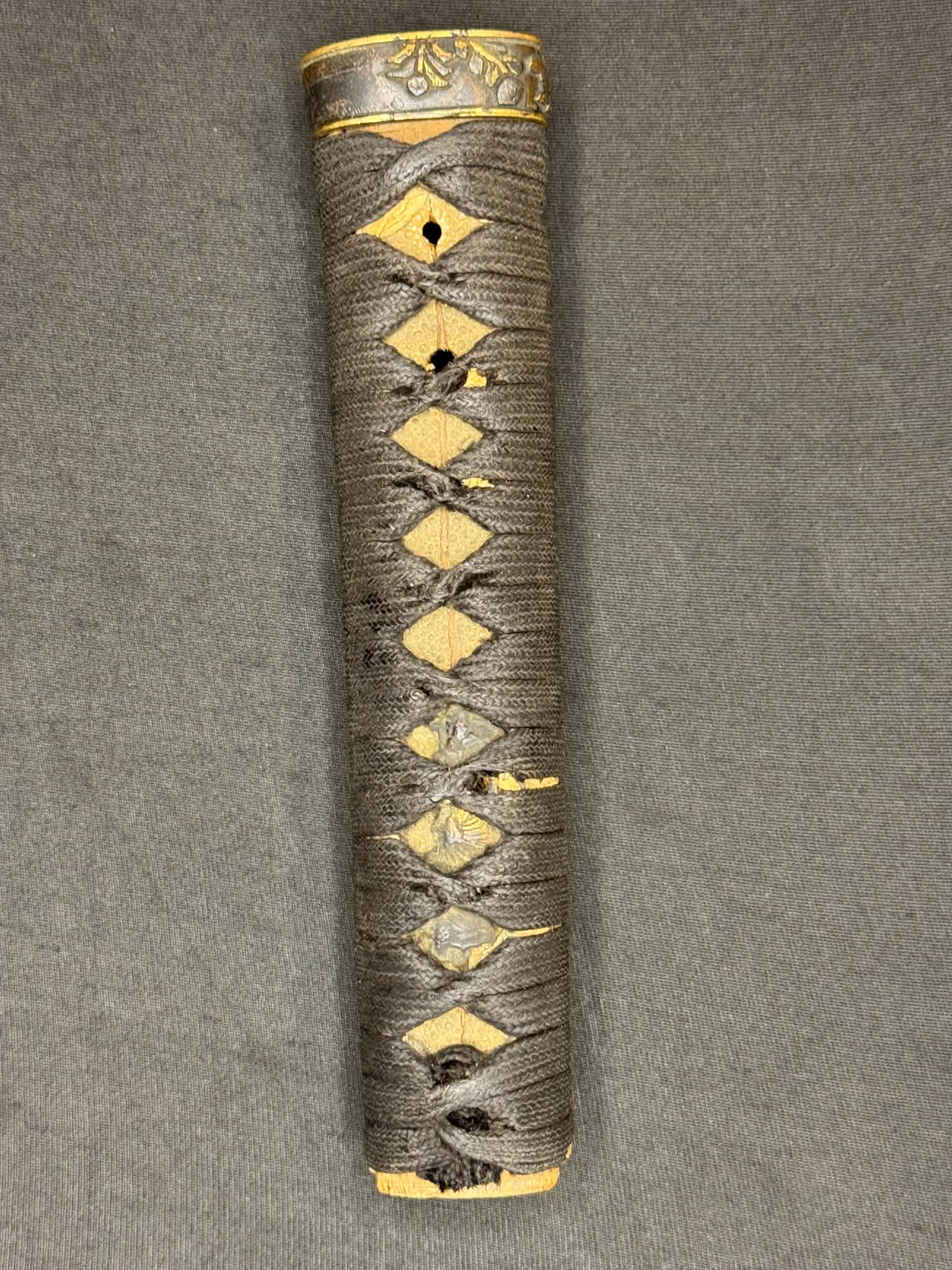 Antique Nihonto - Early Muromachi (600 years old) Katana in Handachi Koshirae