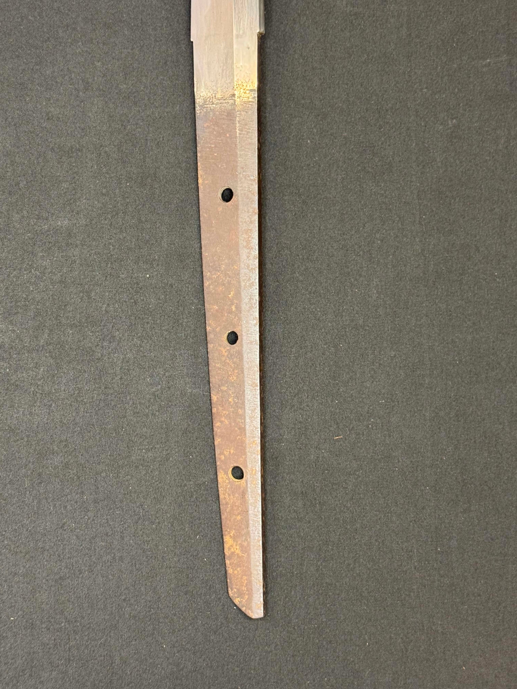 Antique Nihonto - Muromachi (5-600 years old) LONG Katana in Koshirae, NBTHK attributed to Kashu Yukimitsu