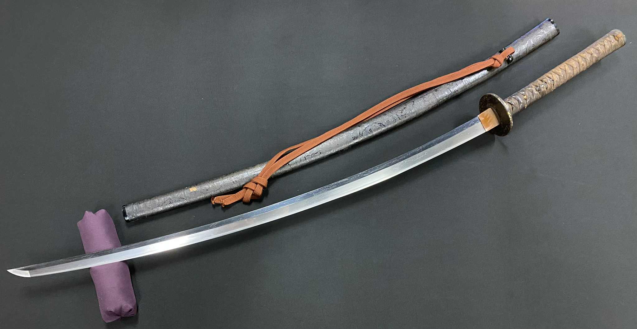 Antique Nihonto - HUGE Tachi with Katana Koshirae - Early Muromachi (600 years old) - NBTHK Attributed to Latter Hoju