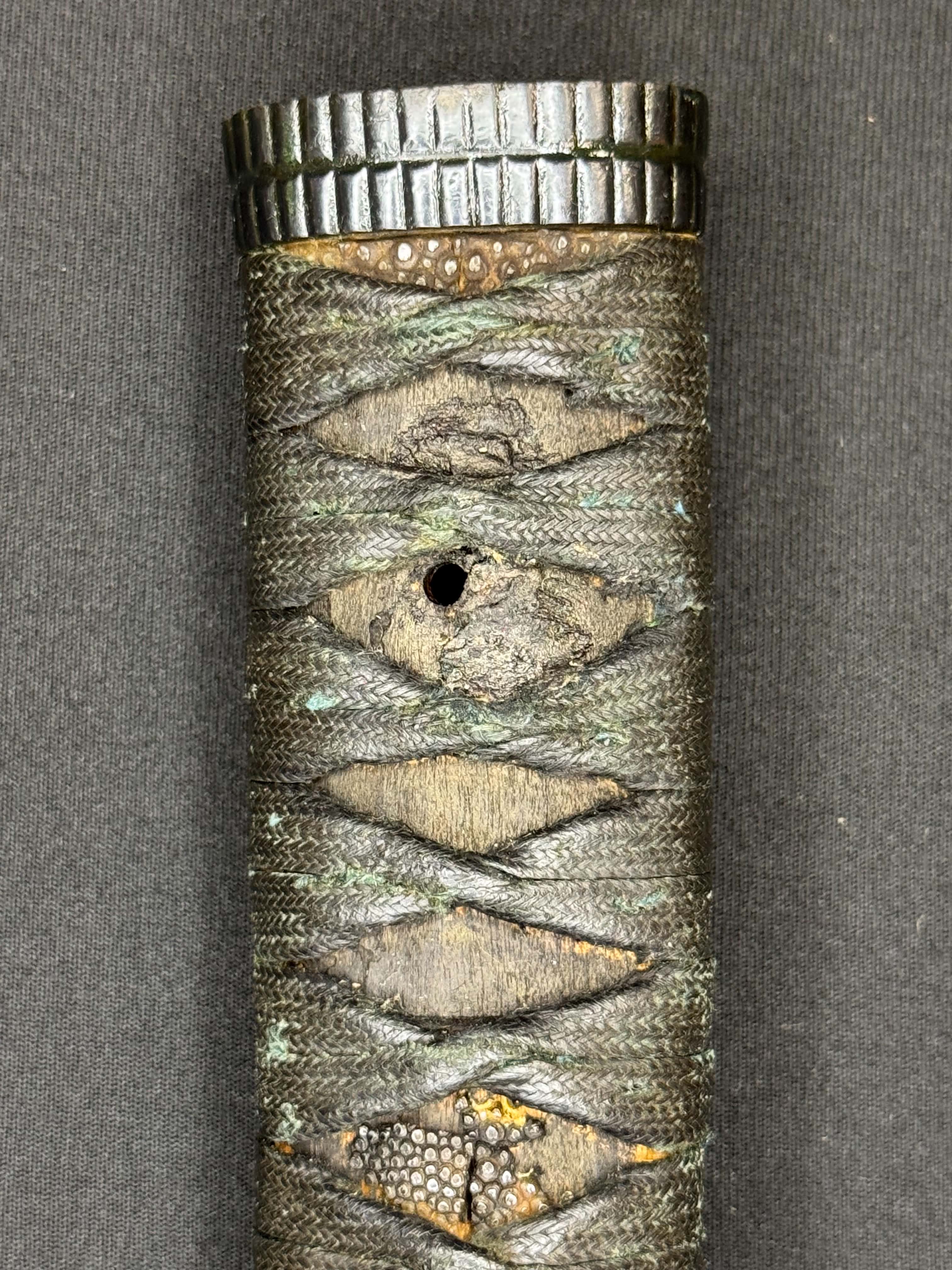 Antique Nihonto - Early Muromachi (about 550 years old) Katana with Koshirae