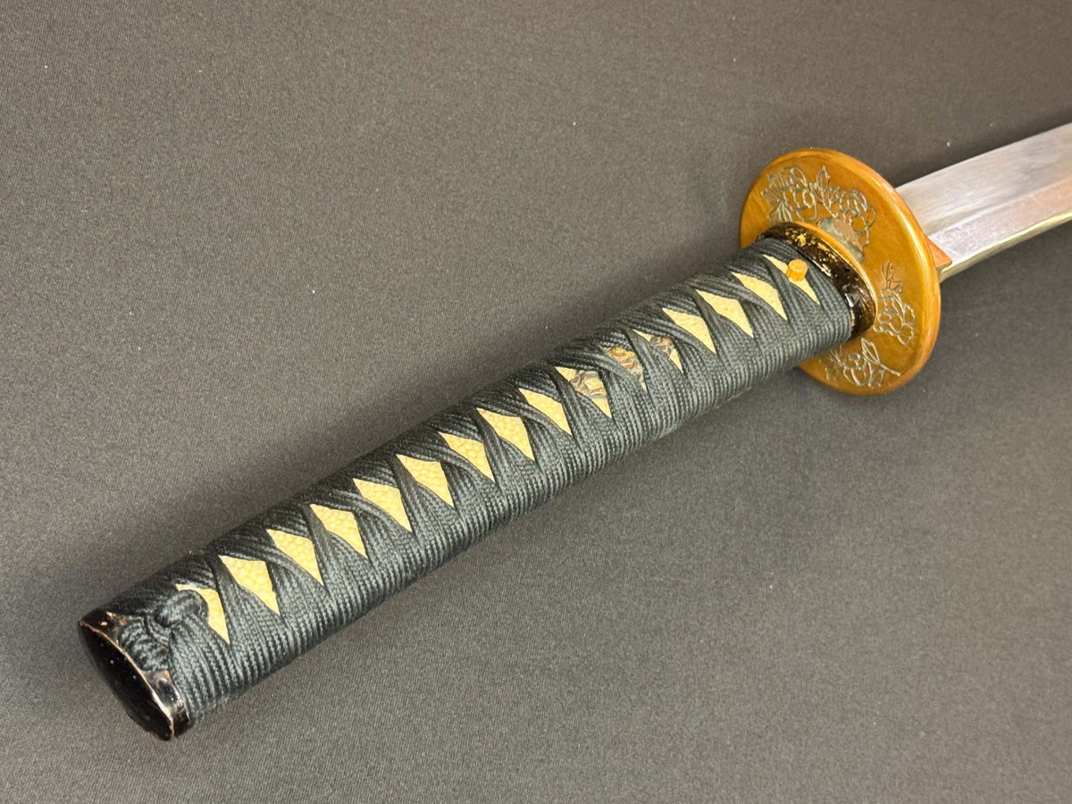 Antique Nihonto - LONG VERY WIDE Katana in Koshirae