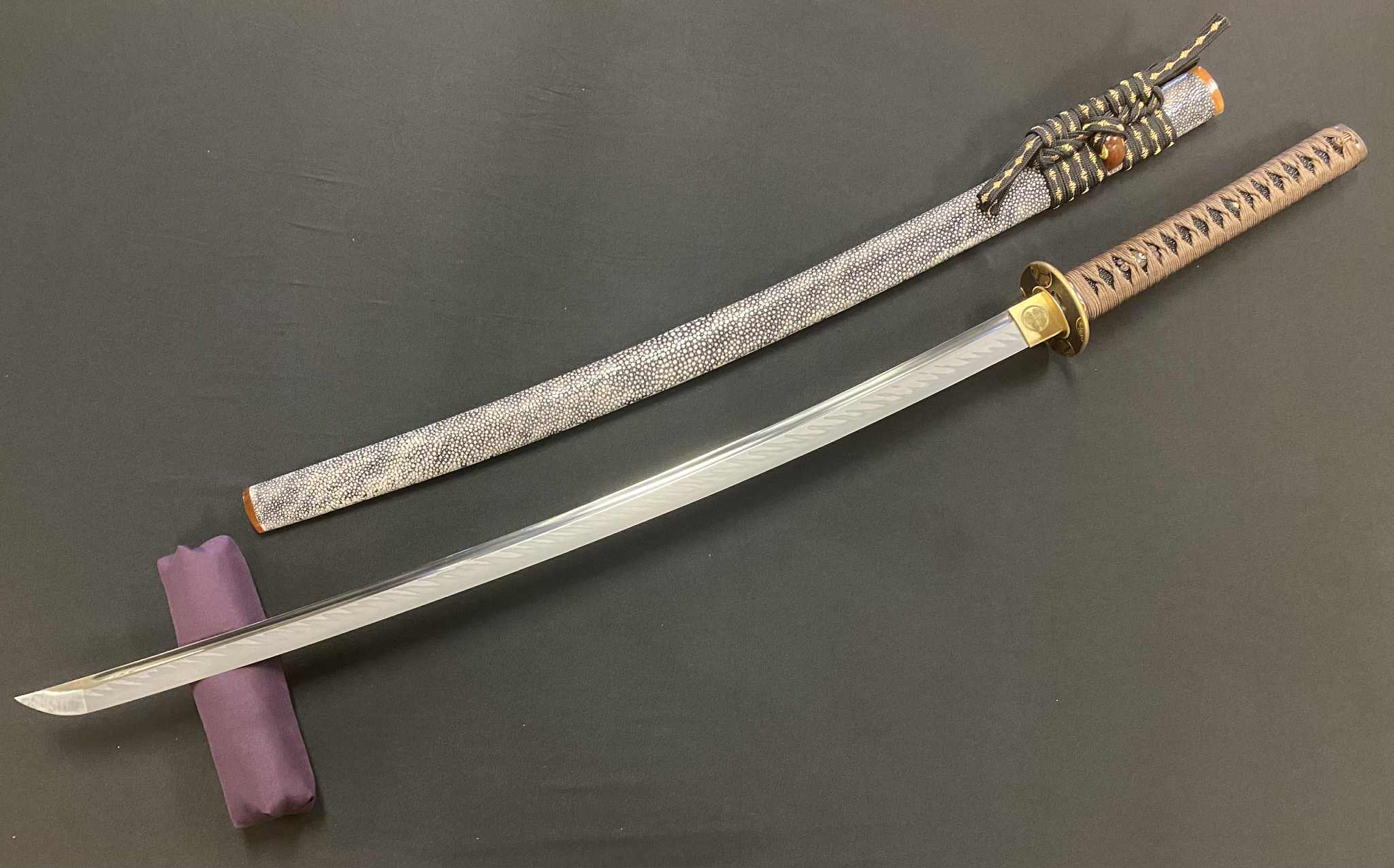 Phoenix Armory Katana - Gold Crest T10