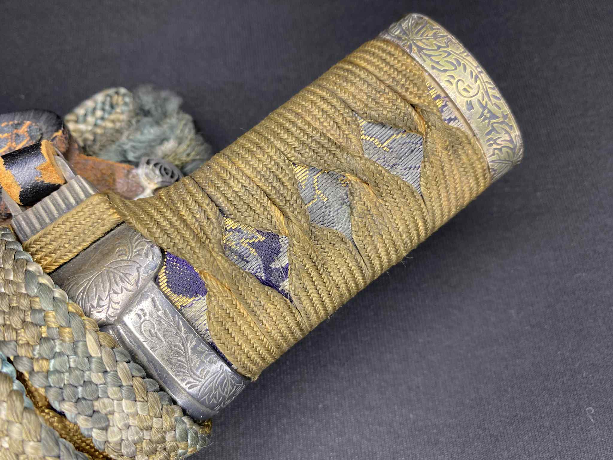 Antique Nihonto - Katana with Tachi Koshirae - Muramachi (5-600 years old) - NBTHK Attributed to Uda