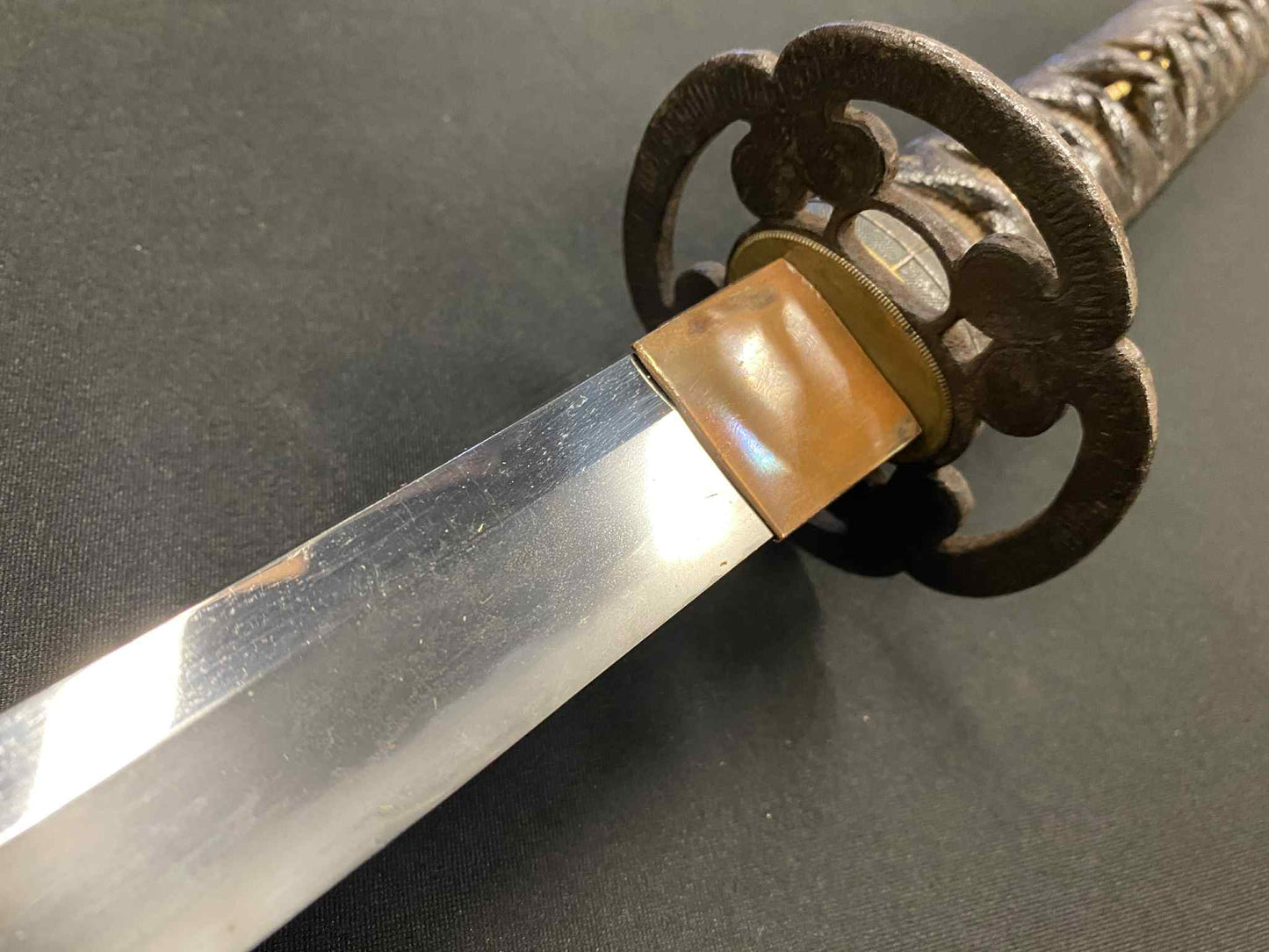Antique Nihonto - Katana in Handachi Koshirae - Late Muromachi (500 years old) - NBTHK Attributed to Sue-Seki