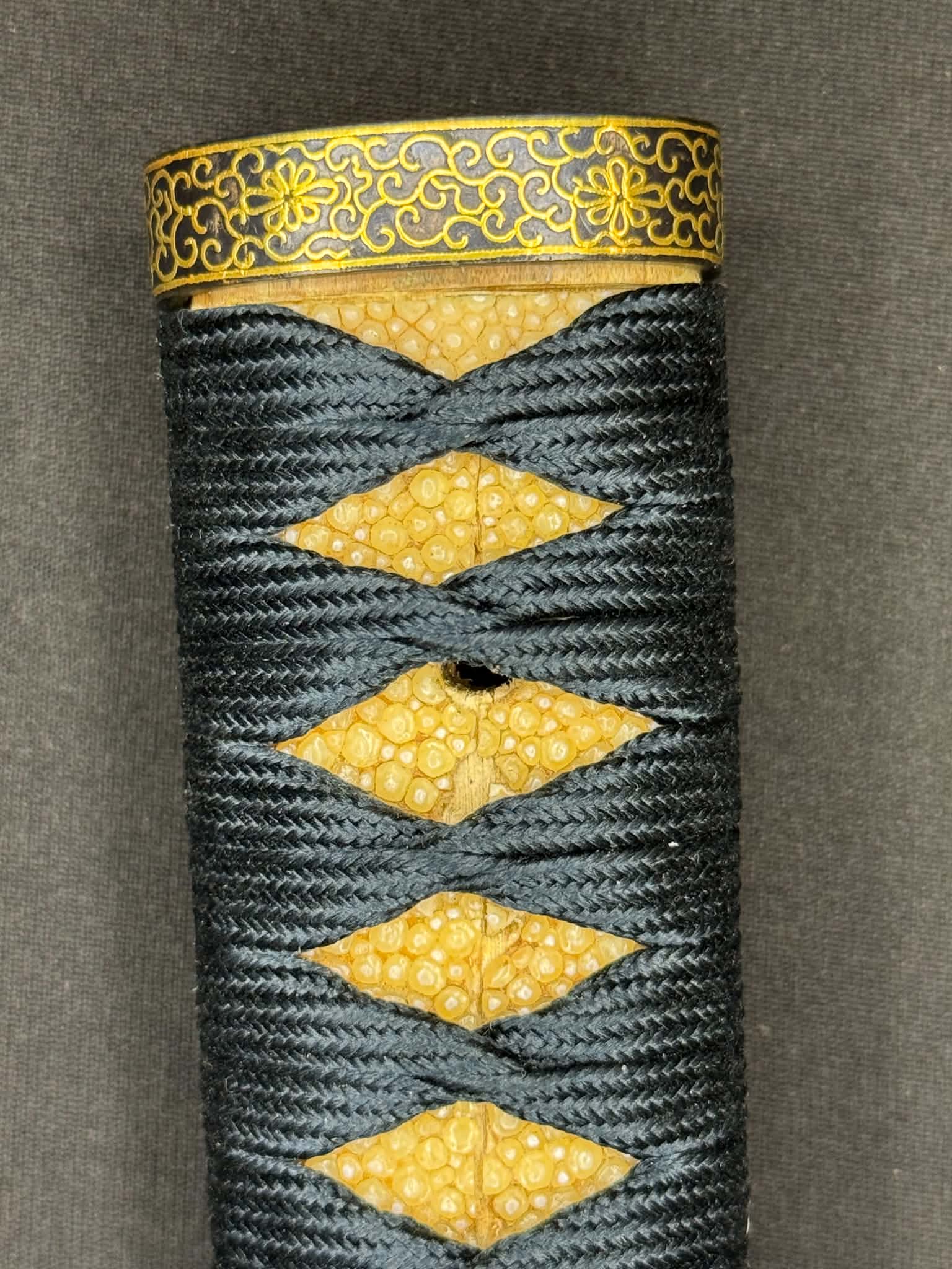 Antique Nihonto - Daishou Katana (NBTHK attributed to Fujiwara Takada) and Wakizashi (NBTHK attributed to Echizen Seki) in Handachi Koshirae