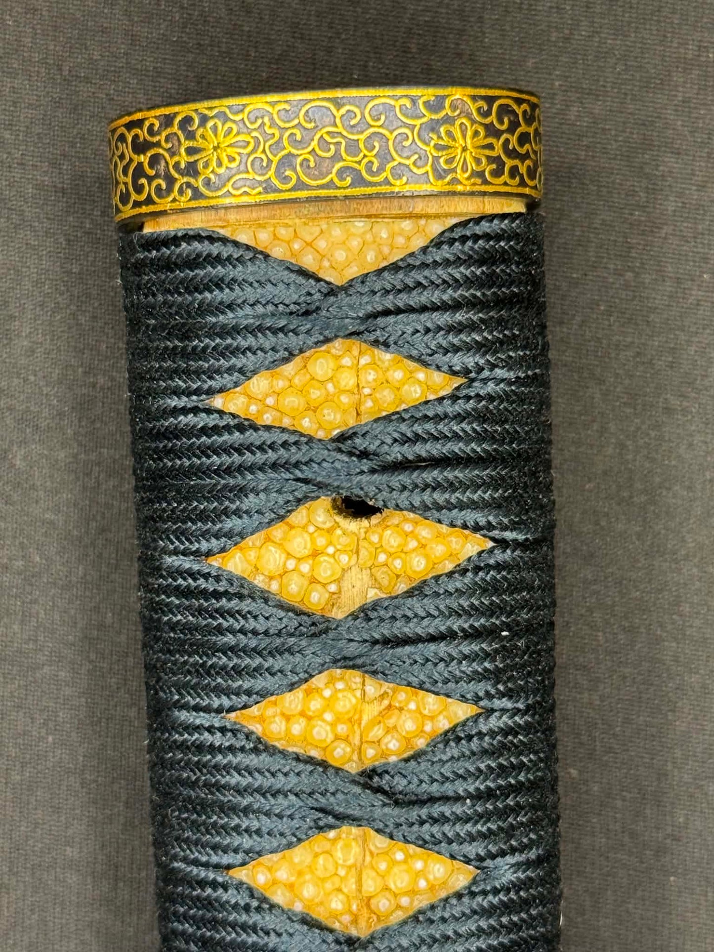 Antique Nihonto - Daishou Katana (NBTHK attributed to Fujiwara Takada) and Wakizashi (NBTHK attributed to Echizen Seki) in Handachi Koshirae