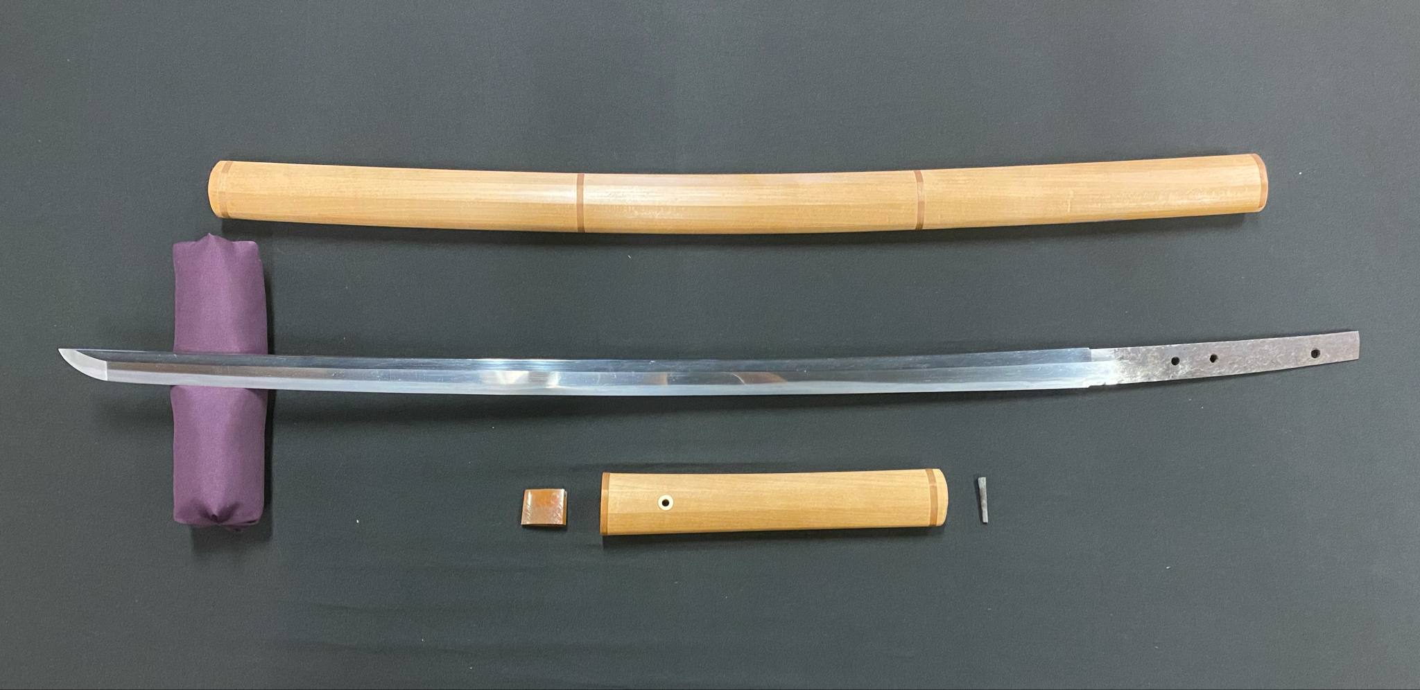 Antique Nihonto - Katana in Shirasaya, Mumei - Early Edo(350-400 years old), NBTHK attributed to Monju Shigekuni