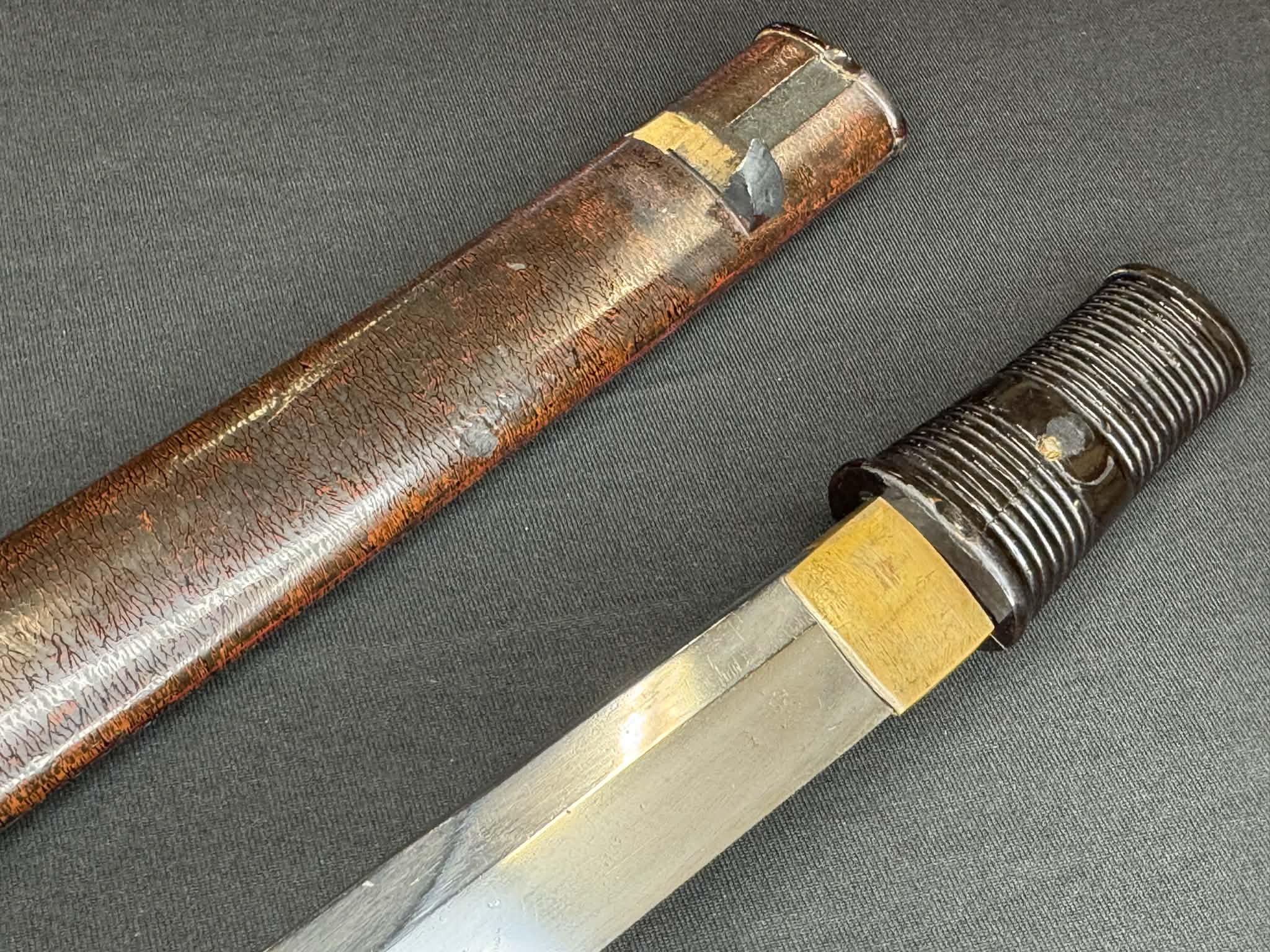 Antique Nihonto -  Edo Period (150-300 years old) Tanto in Koshirae - Kissaki Moroha zukuri