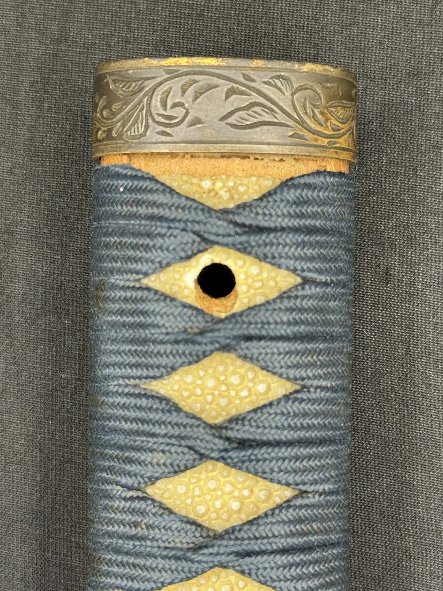Antique Nihonto - Katana in Tachi Koshirae, signed Shinano no Kami Kunihiro Saku (unverified)