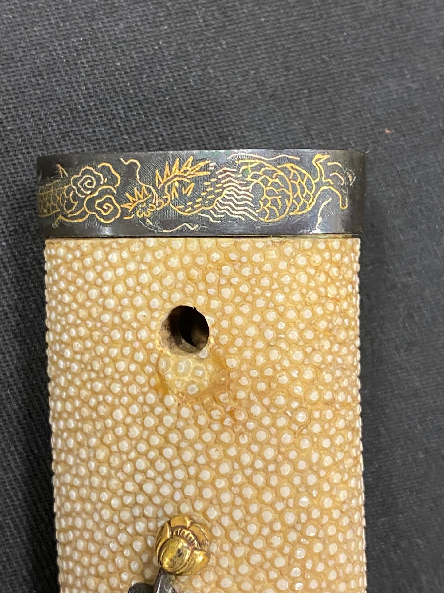 Antique Nihonto - Early Edo (350 years old) Kanmuri-Otoshi Wakizashi in Koshirae - NTHK attributed to Shimosa Daijo Kanemasa