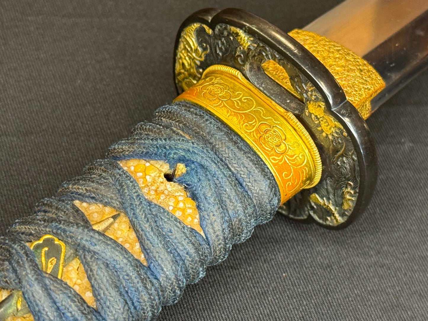 Antique Nihonto - Early Edo Wakizashi in Handachi Koshirae