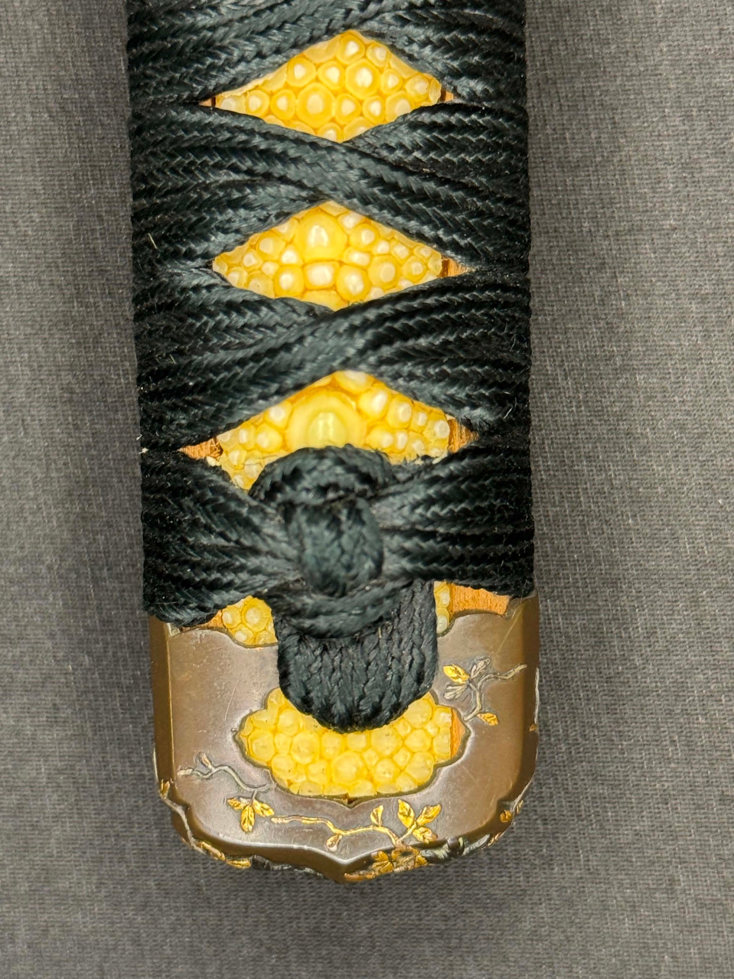 Antique Nihonto - Edo Period (150-200 years old) Katana in Handachi Koshirae, signed Joshu Mito Ju Kanekuni Saku, Three NBTHK certifications