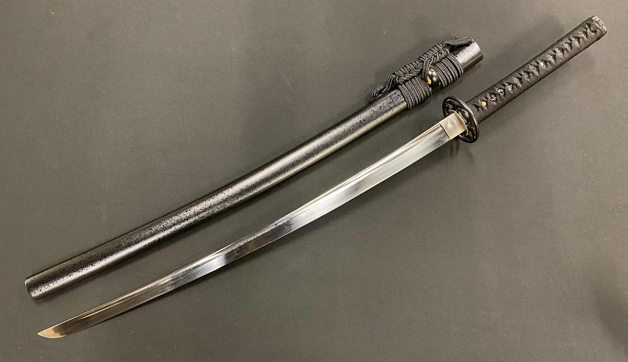 Phoenix Armory Katana - Featherlight Diamonds 65mn