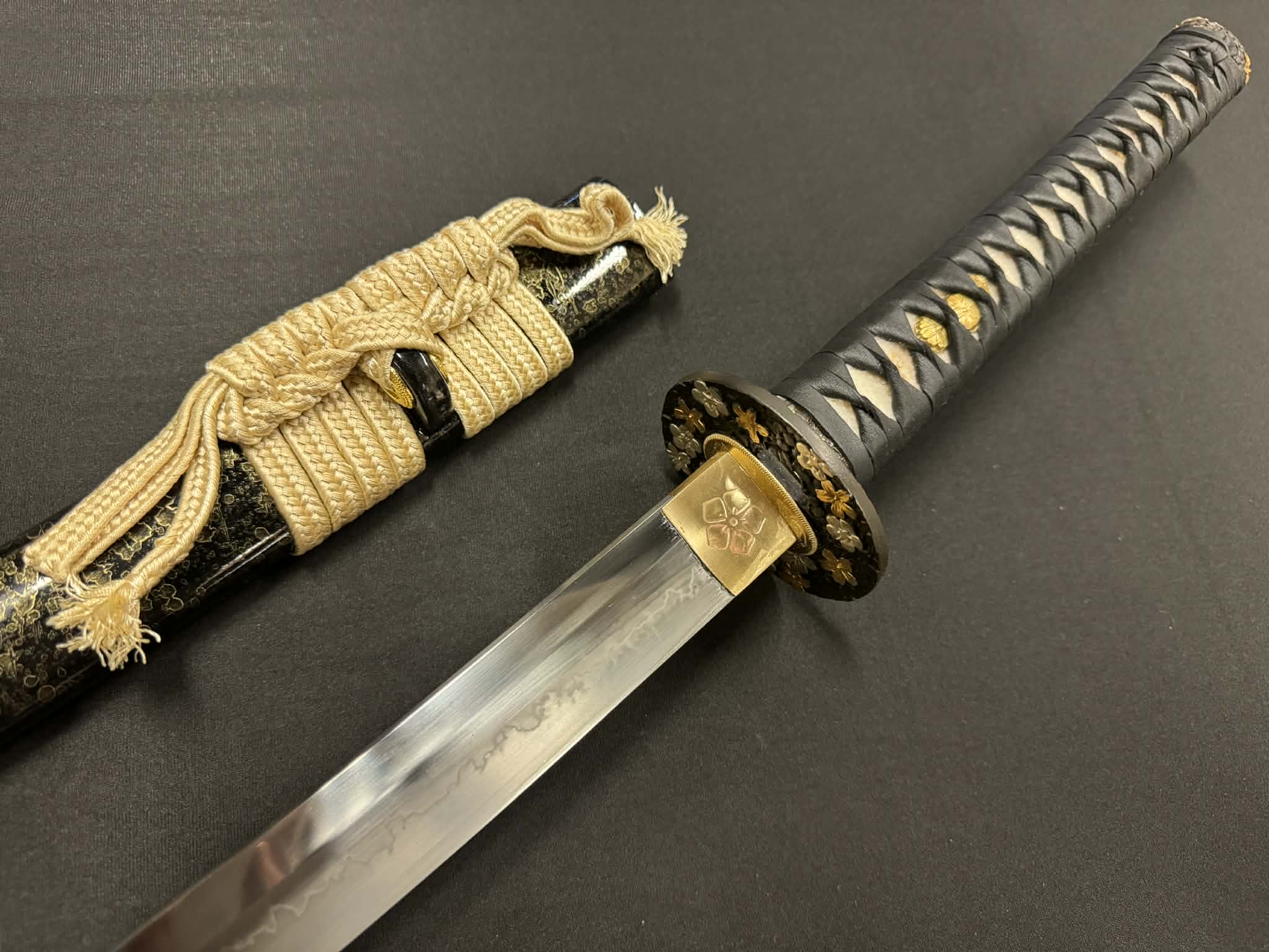 Moritaka Razor Prestige Katana - Gold Cherry Petals - Clay-Tempered T10 Choji hamon, Hazuya Polish