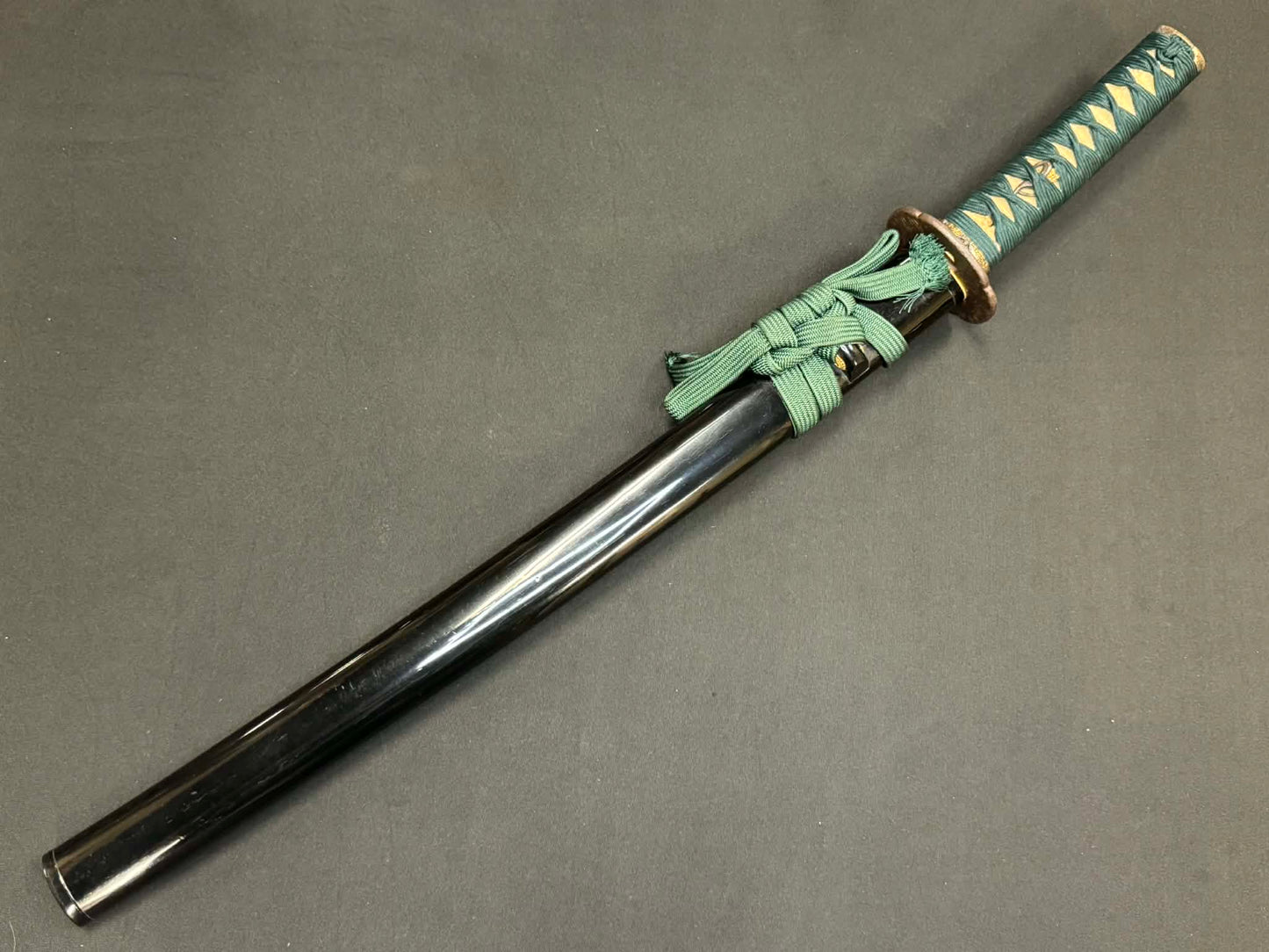 Antique Nihonto - Wakizashi in Koshirae - NBTHK attributed to Fuyuhiro