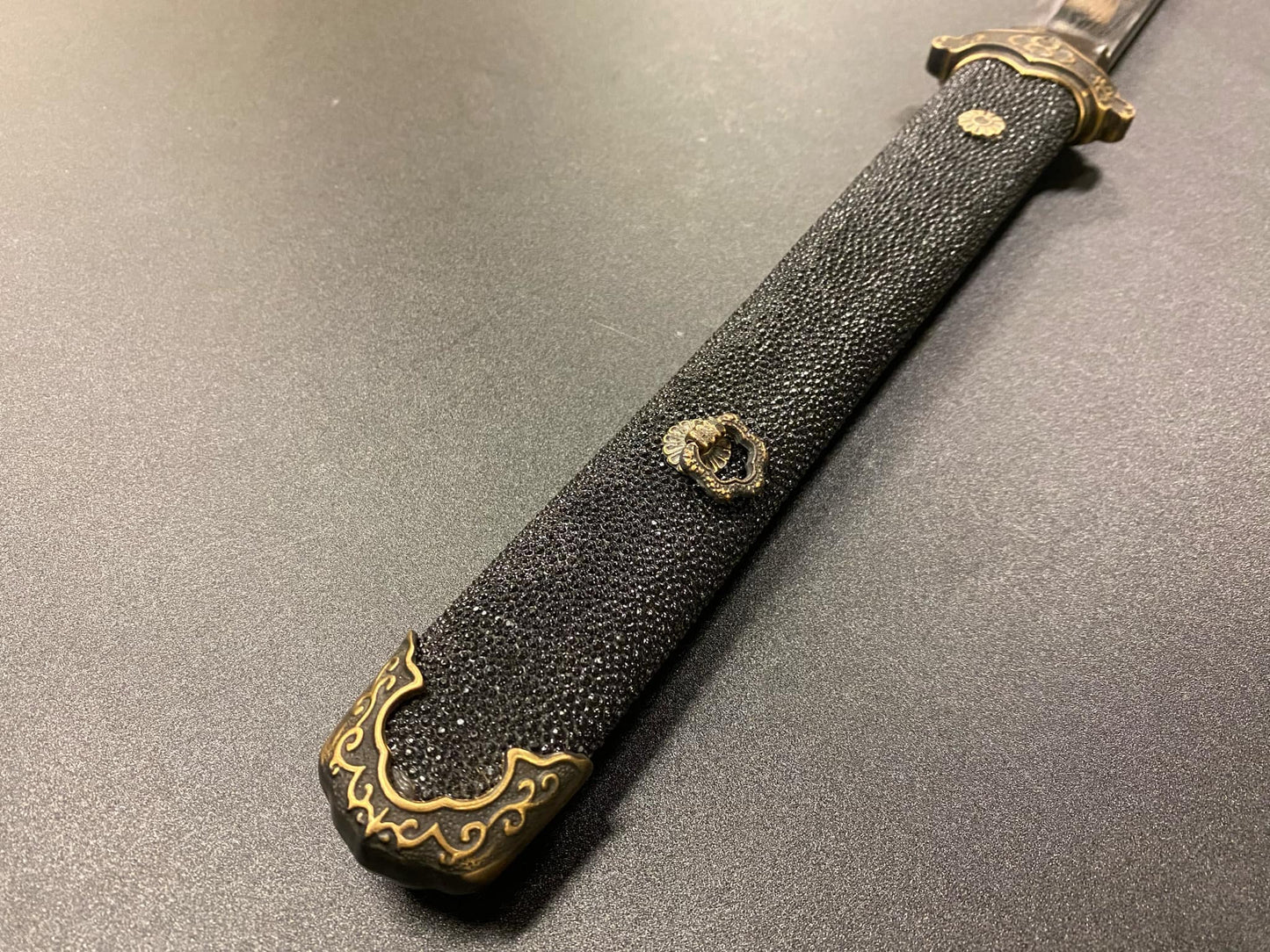 Pre-Owned Lattice Tang Dao - Damascus, Brass fittings