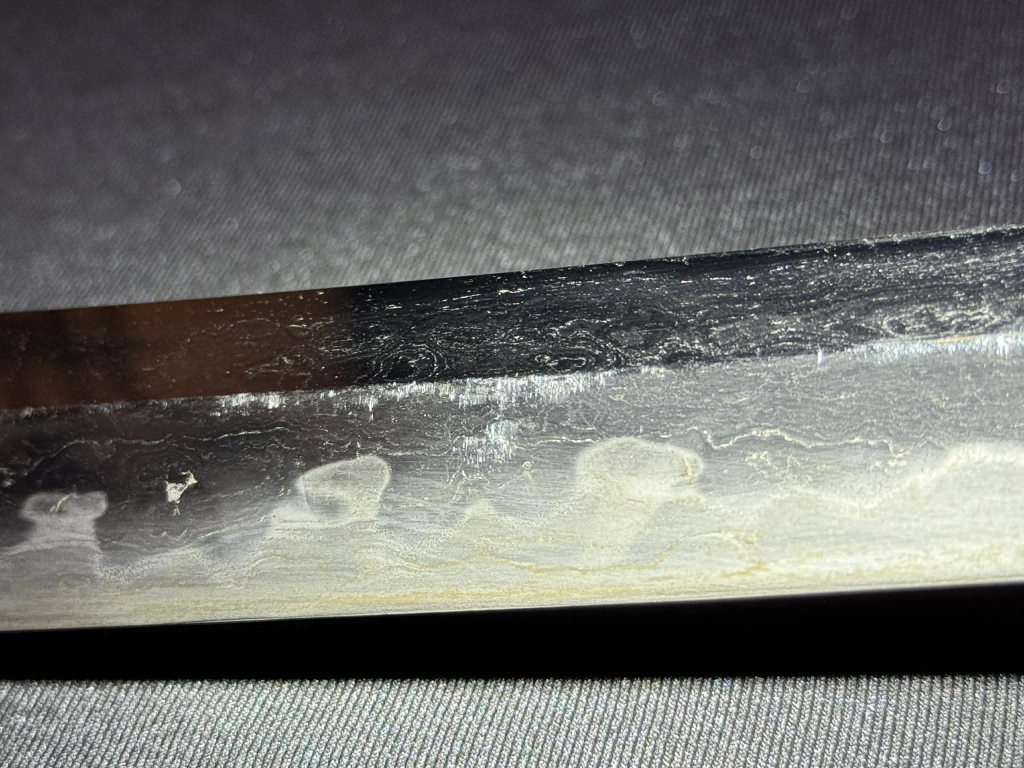 Antique Nihonto - Early Edo Wakizashi in koshirae, signed Bishu Ju Sukesada (unverified)