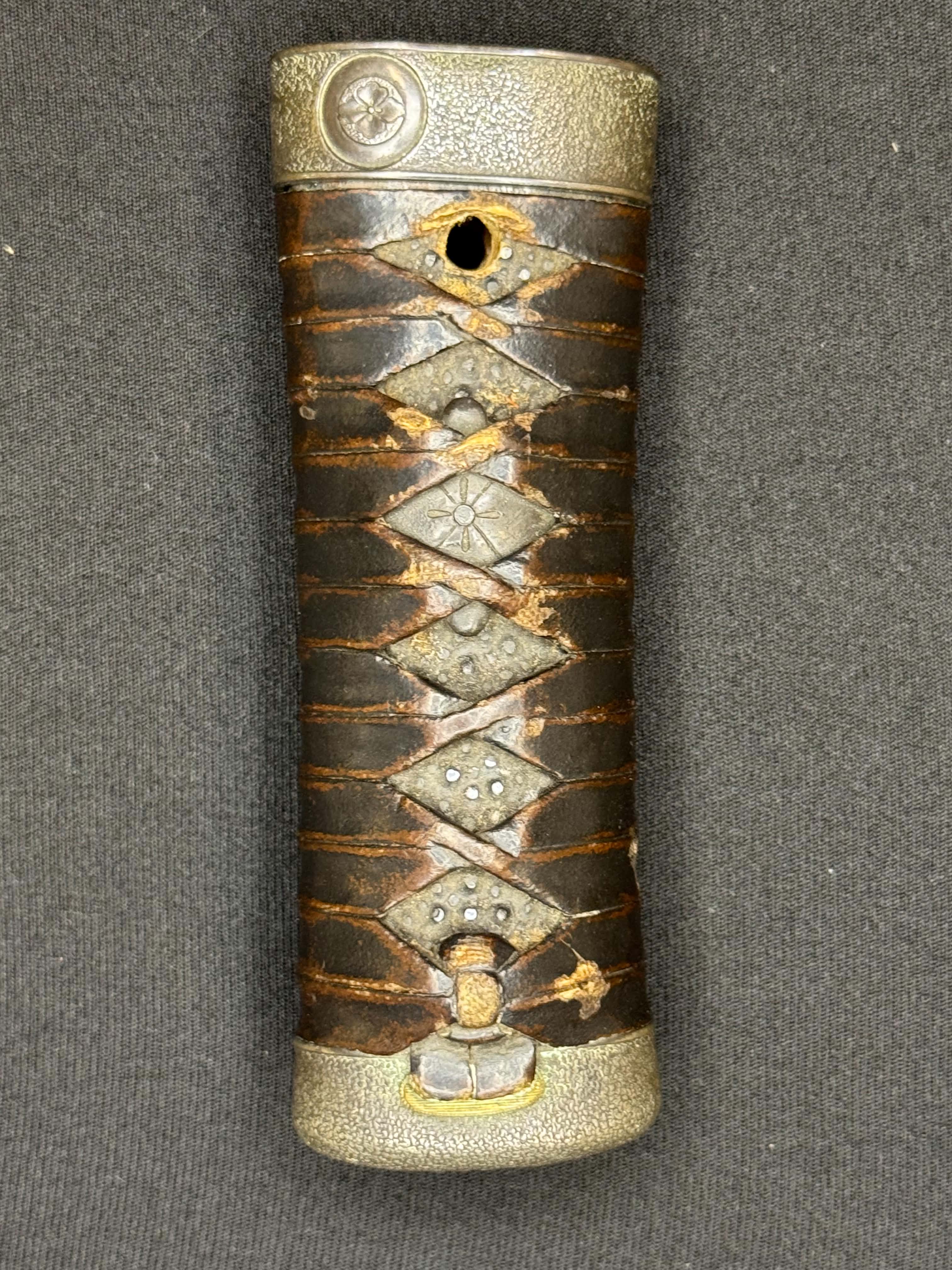 Antique Nihonto - Tanto in Koshirae, Signed Aizu Ju Michitoki, dated August  Genji 1 (1864)