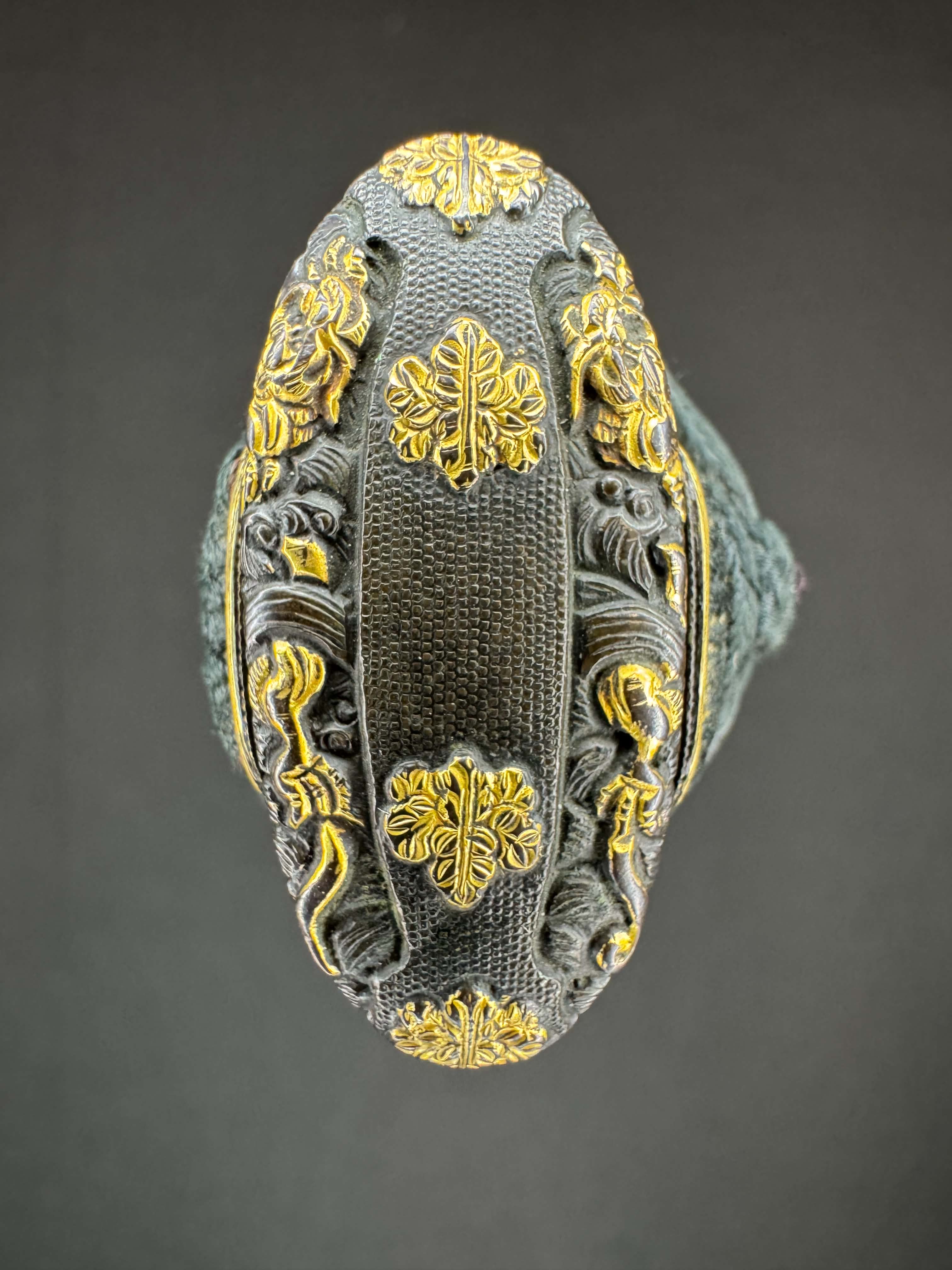 Antique Nihonto - Muromachi (5-600 years old) Katana in Koshirae, NBTHK attributed to Naminohira