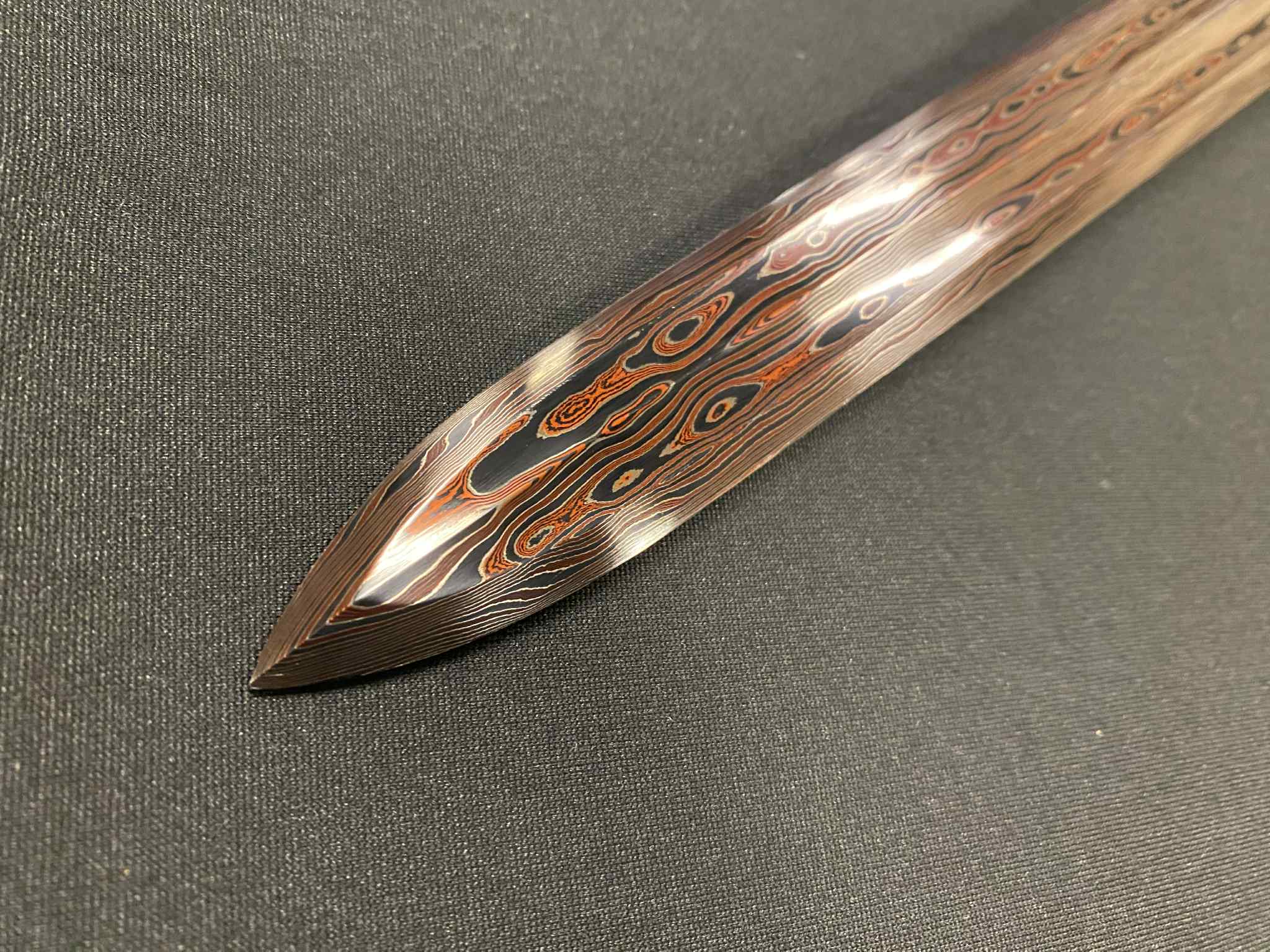 Eight Face Dagger - Cloud - Red Damascus