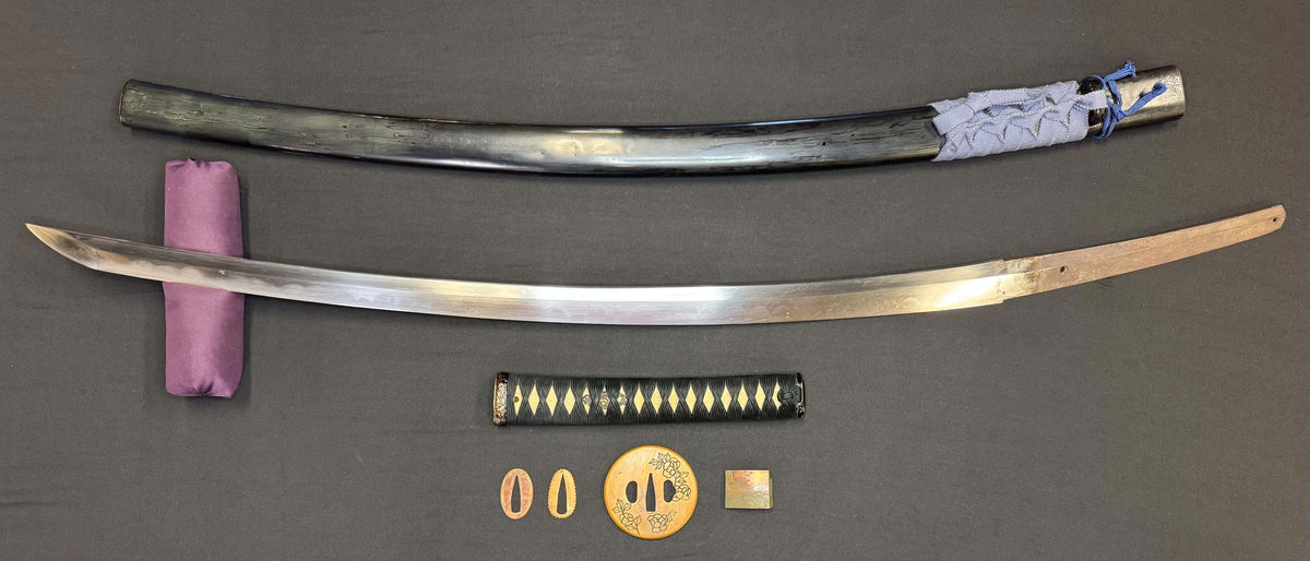 Antique Nihonto - LONG VERY WIDE Katana in Koshirae