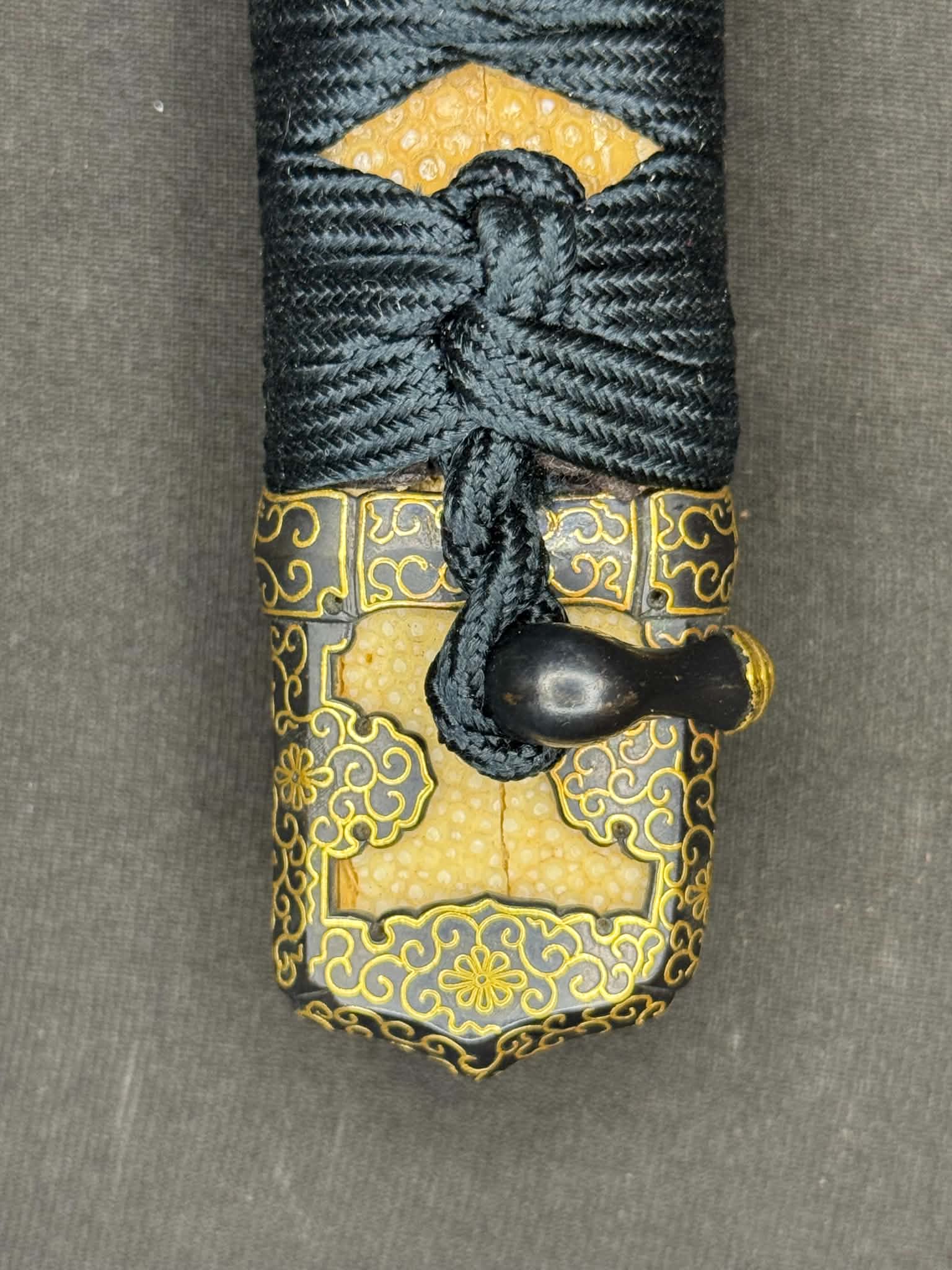 Antique Nihonto - Daishou Katana (NBTHK attributed to Fujiwara Takada) and Wakizashi (NBTHK attributed to Echizen Seki) in Handachi Koshirae