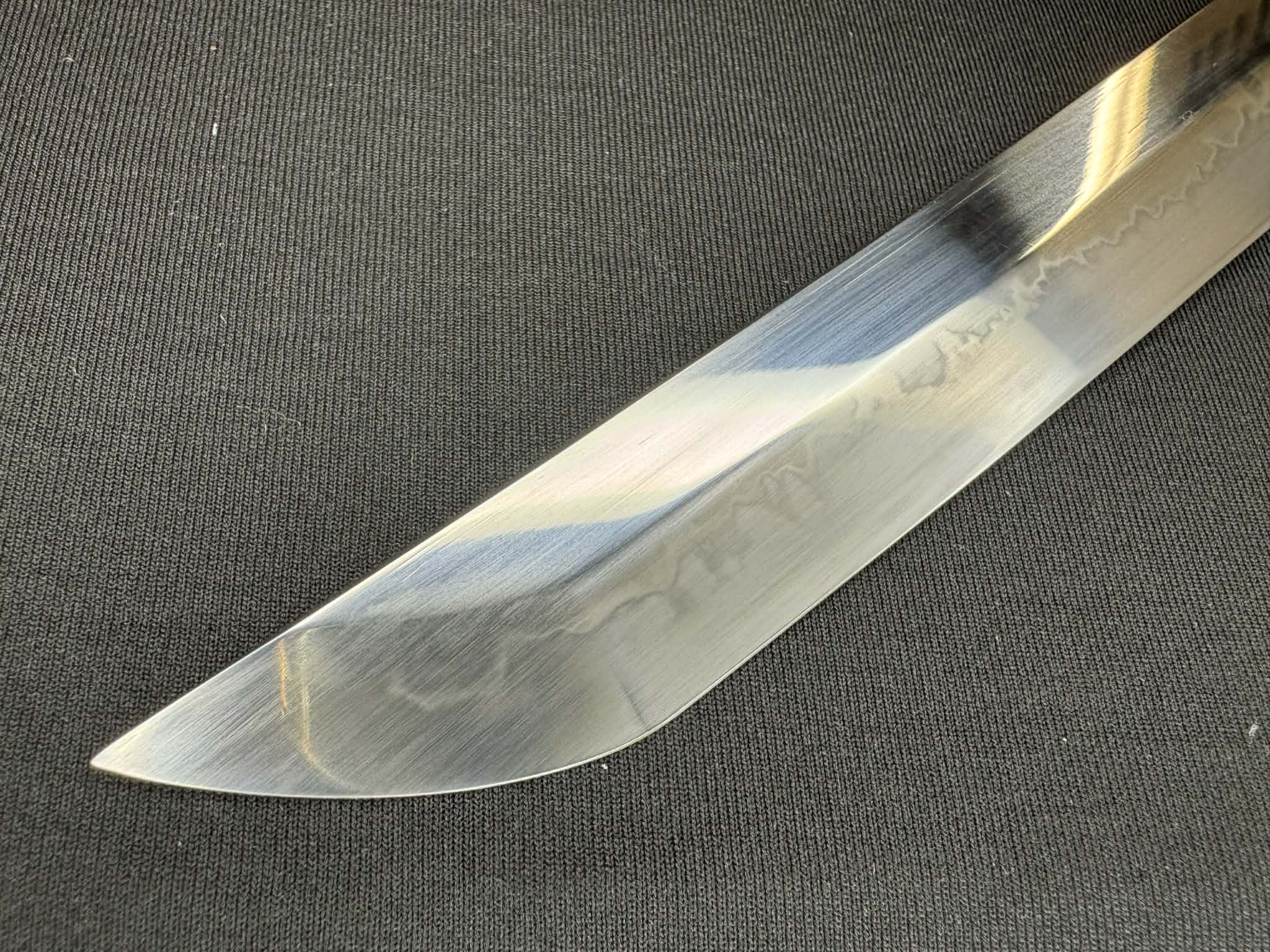 Moritaka Razor Prestige Katana - Golden Arrows - Clay-Tempered T10 Choji hamon, Hazuya Polish