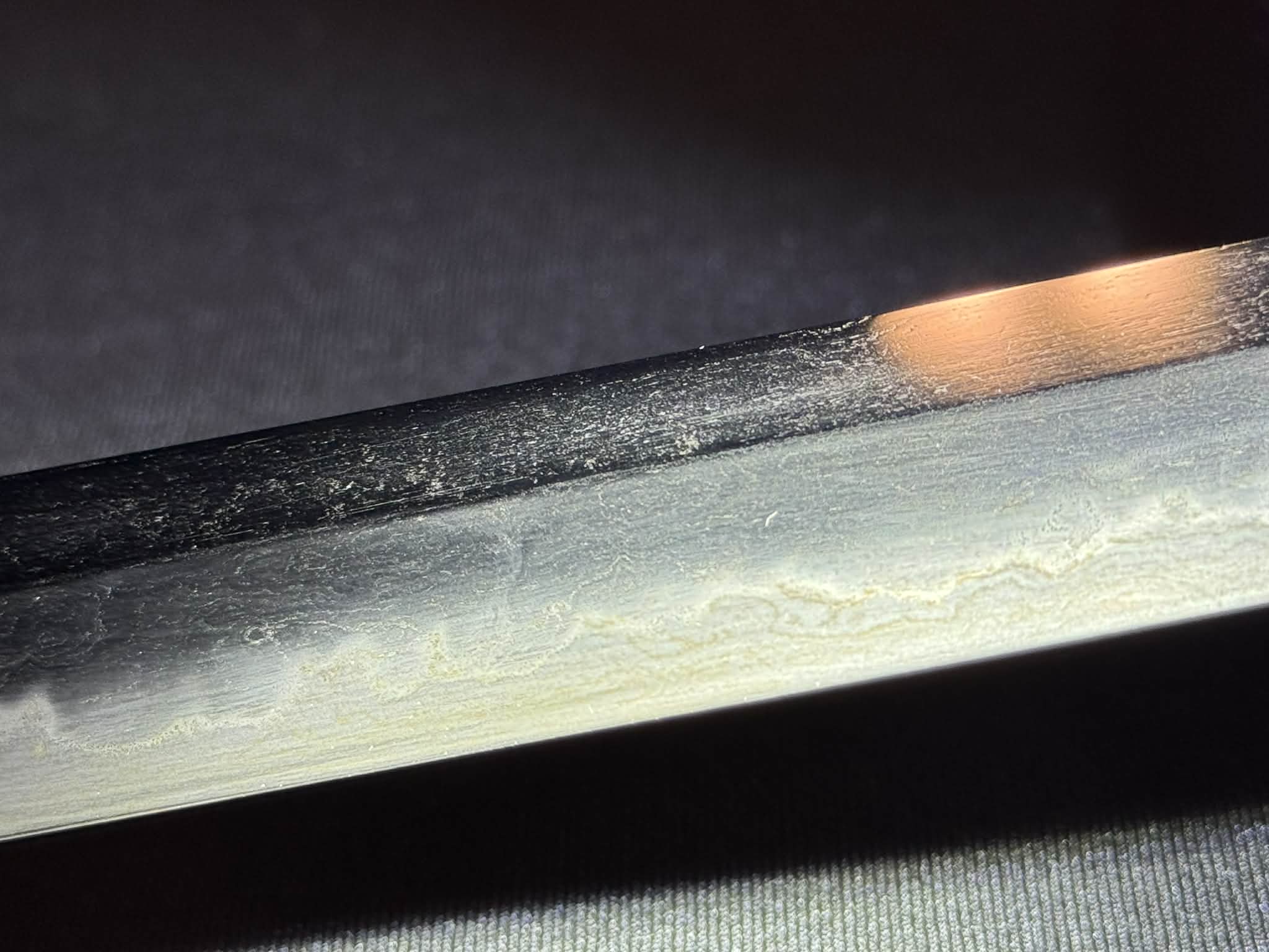 Antique Nihonto - Early Edo Wakizashi in koshirae, signed Bishu Ju Sukesada (unverified)