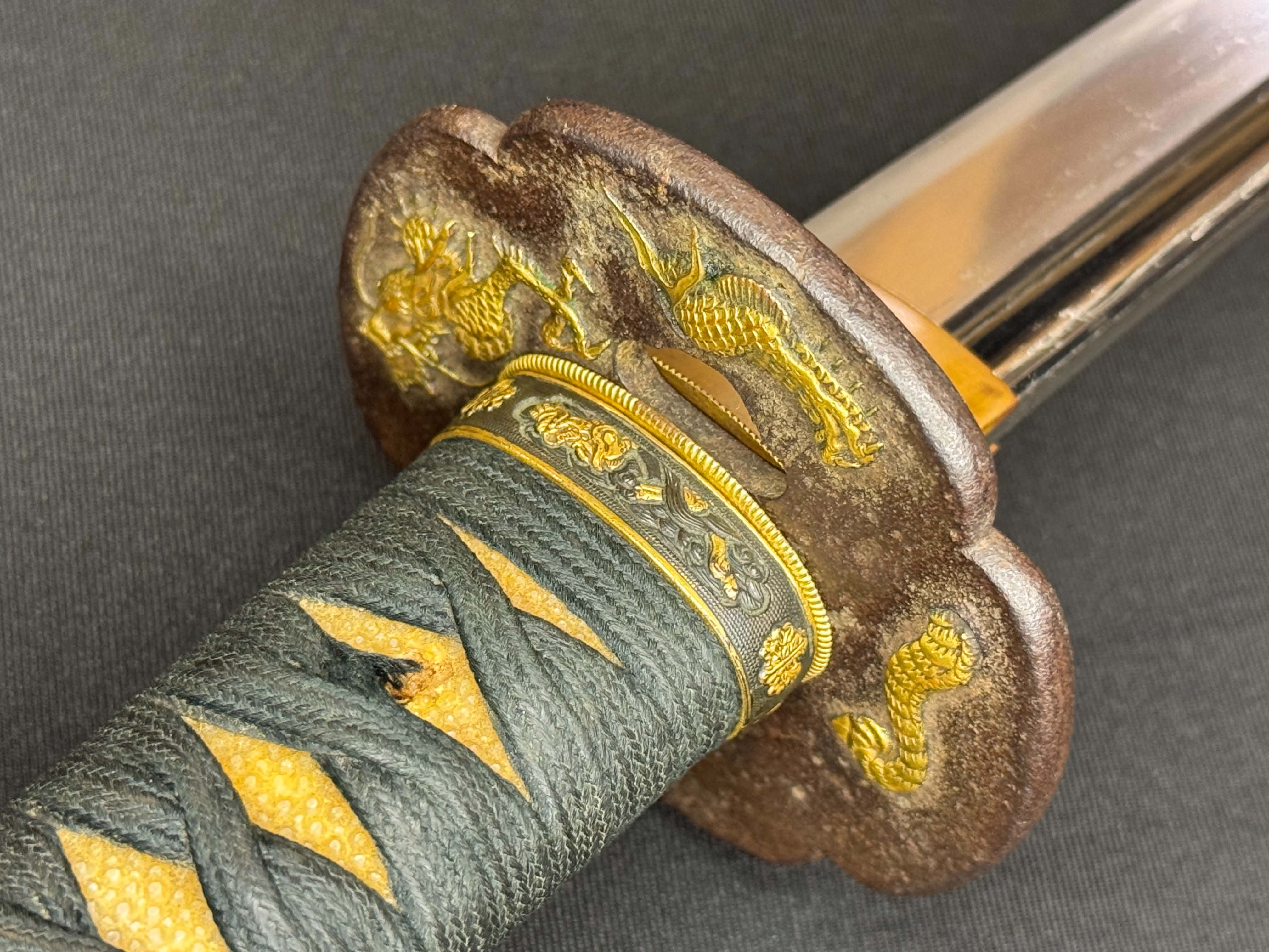 Antique Nihonto - Muromachi (5-600 years old) Katana in Koshirae, NBTHK attributed to Naminohira