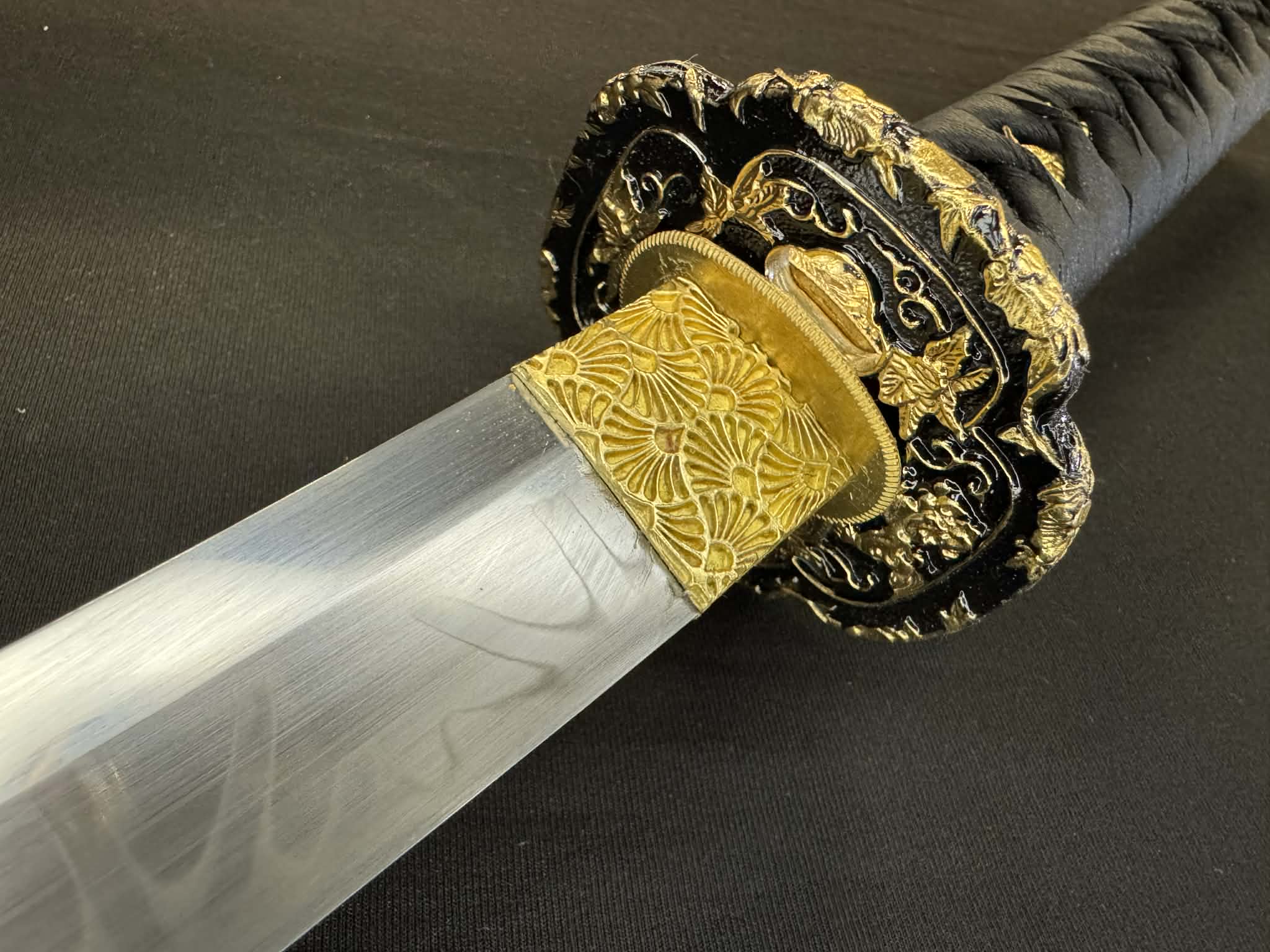 Moritaka Razor Prestige Katana - Midnight Spring - Clay-Tempered T10 Choji hamon, Hazuya Polish