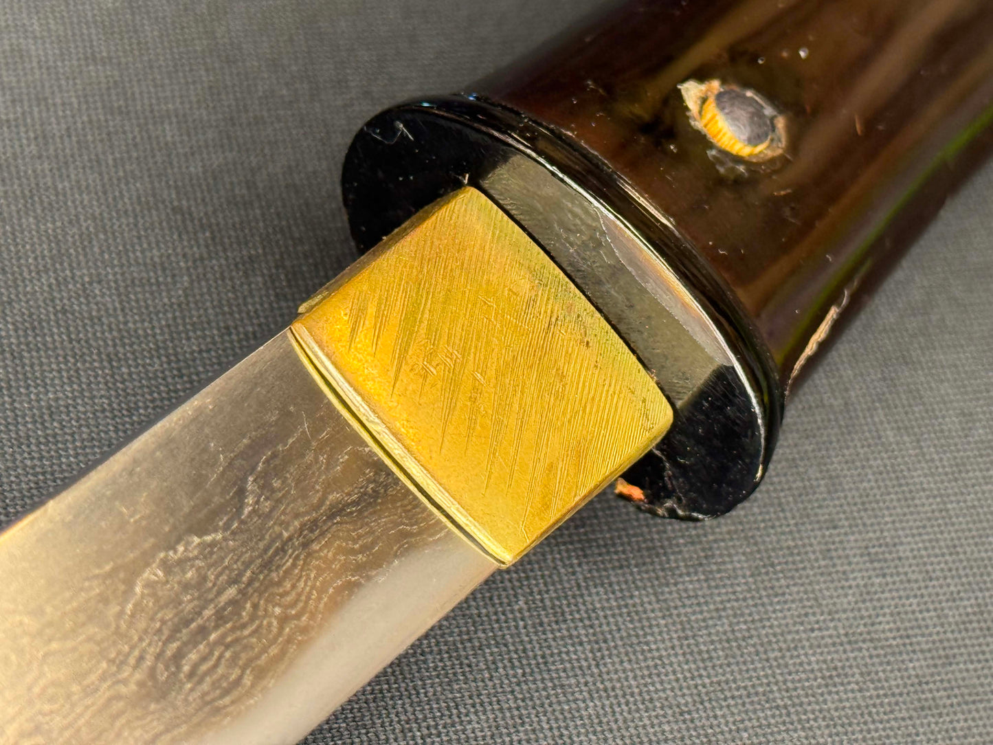 Antique Nihonto - Tanto with prominent jihada in Kaiken Koshirae