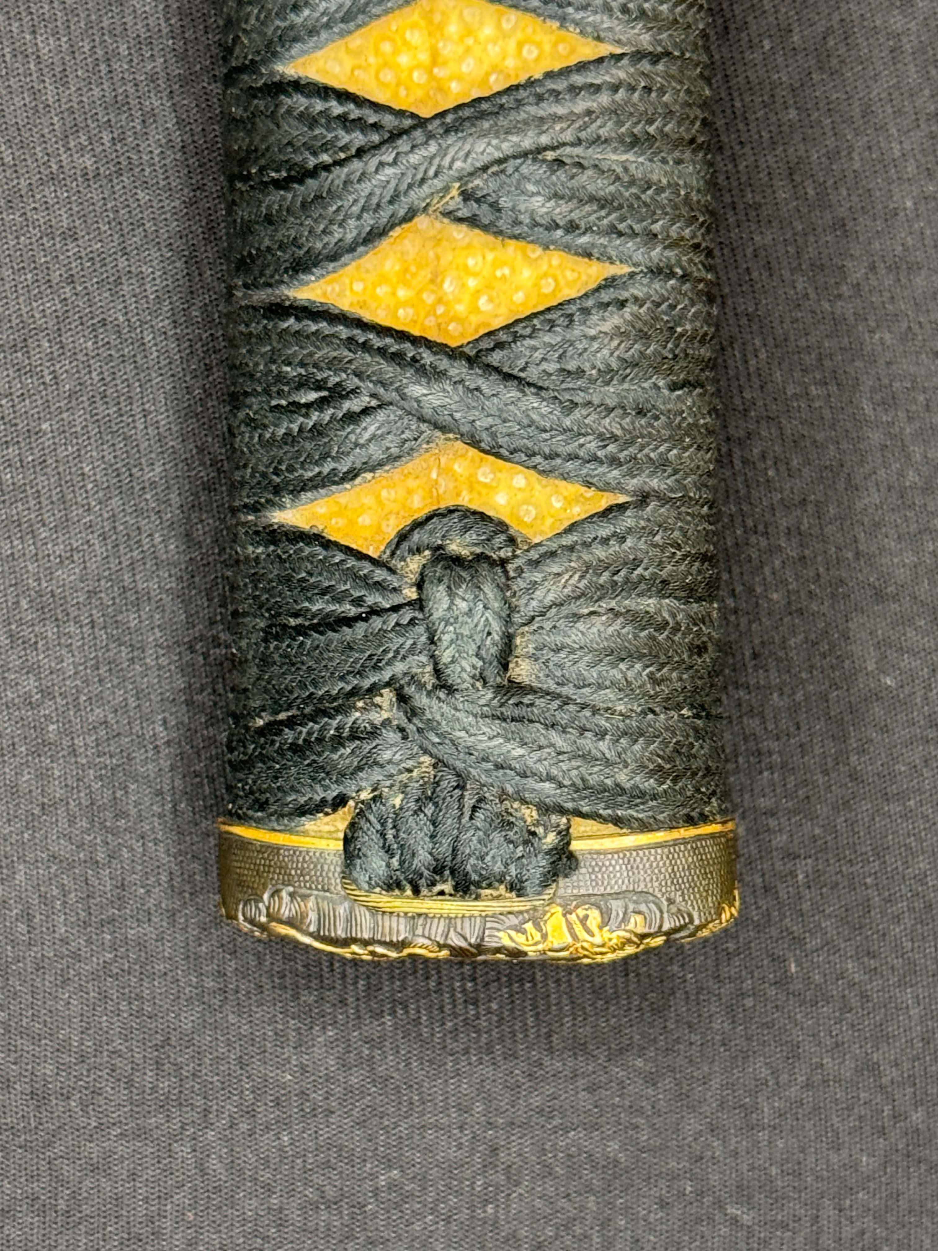Antique Nihonto - Muromachi (5-600 years old) Katana in Koshirae, NBTHK attributed to Naminohira
