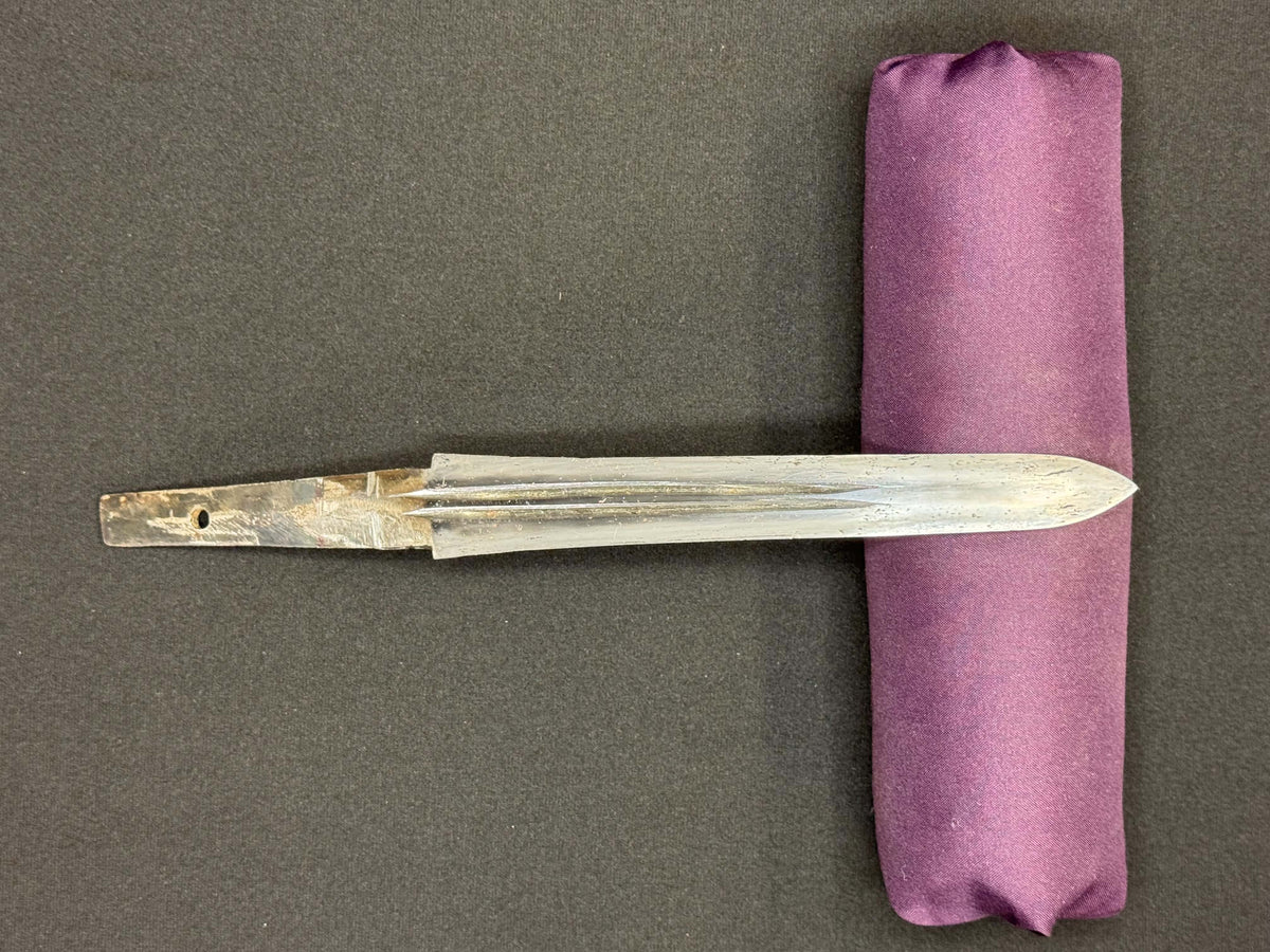 Antique Nihonto - Sankaku Yari in Tanto Koshirae
