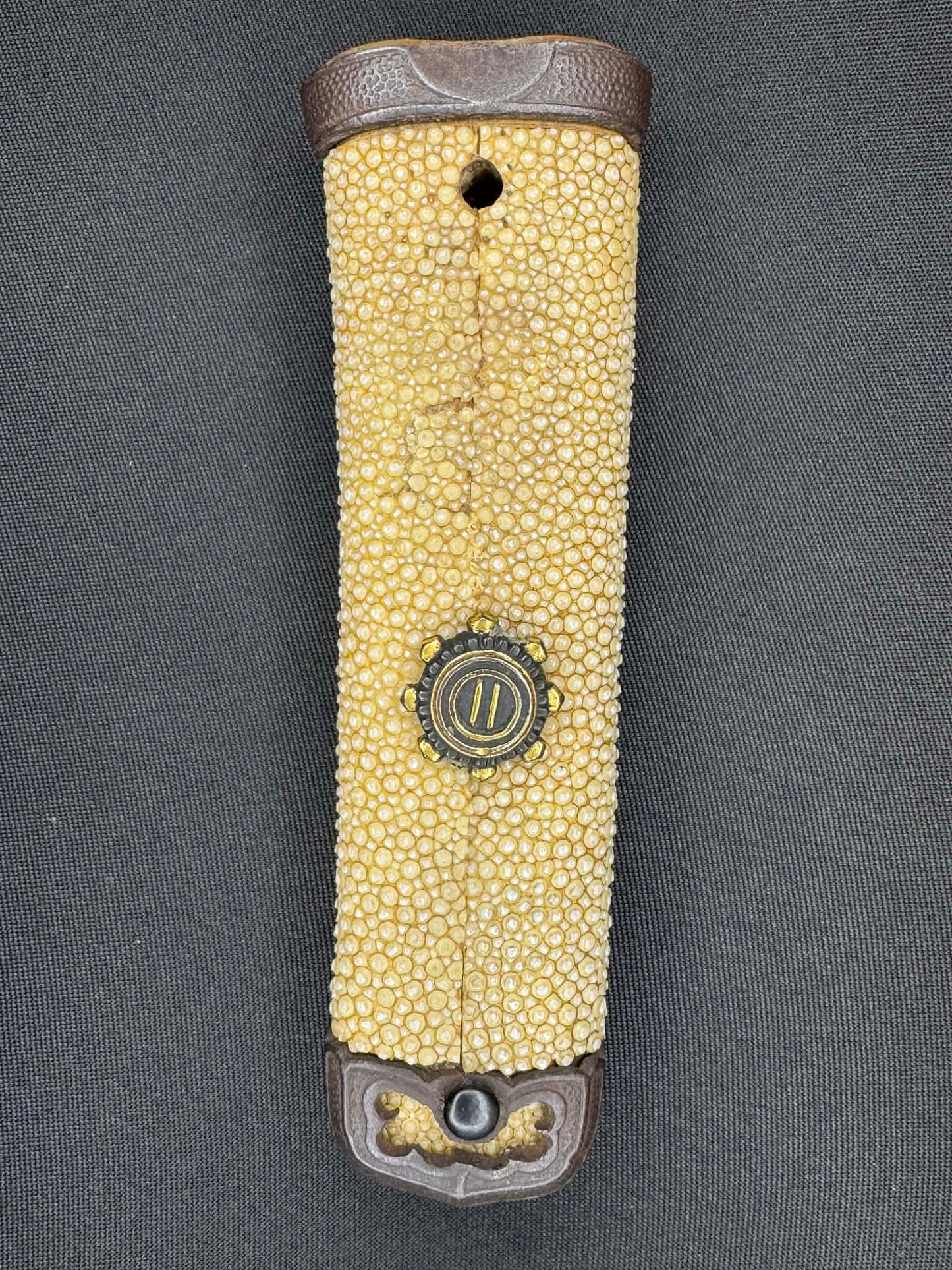 Antique Nihonto - Hitatsura Tanto in Aikuchi Koshirae