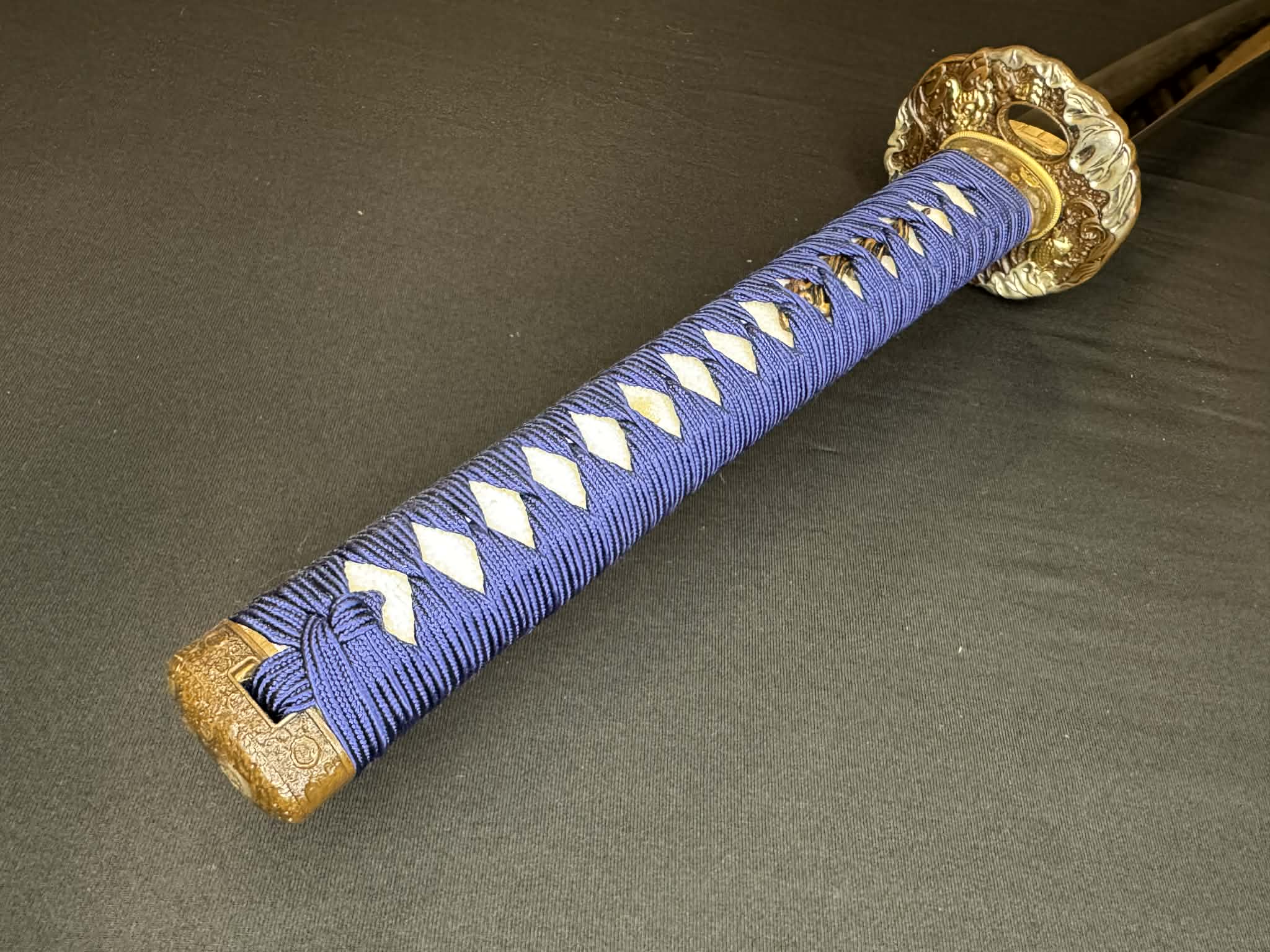 Moritaka Razor Prestige Katana - Moon Lotus - Clay-Tempered T10 Choji hamon, Hazuya Polish