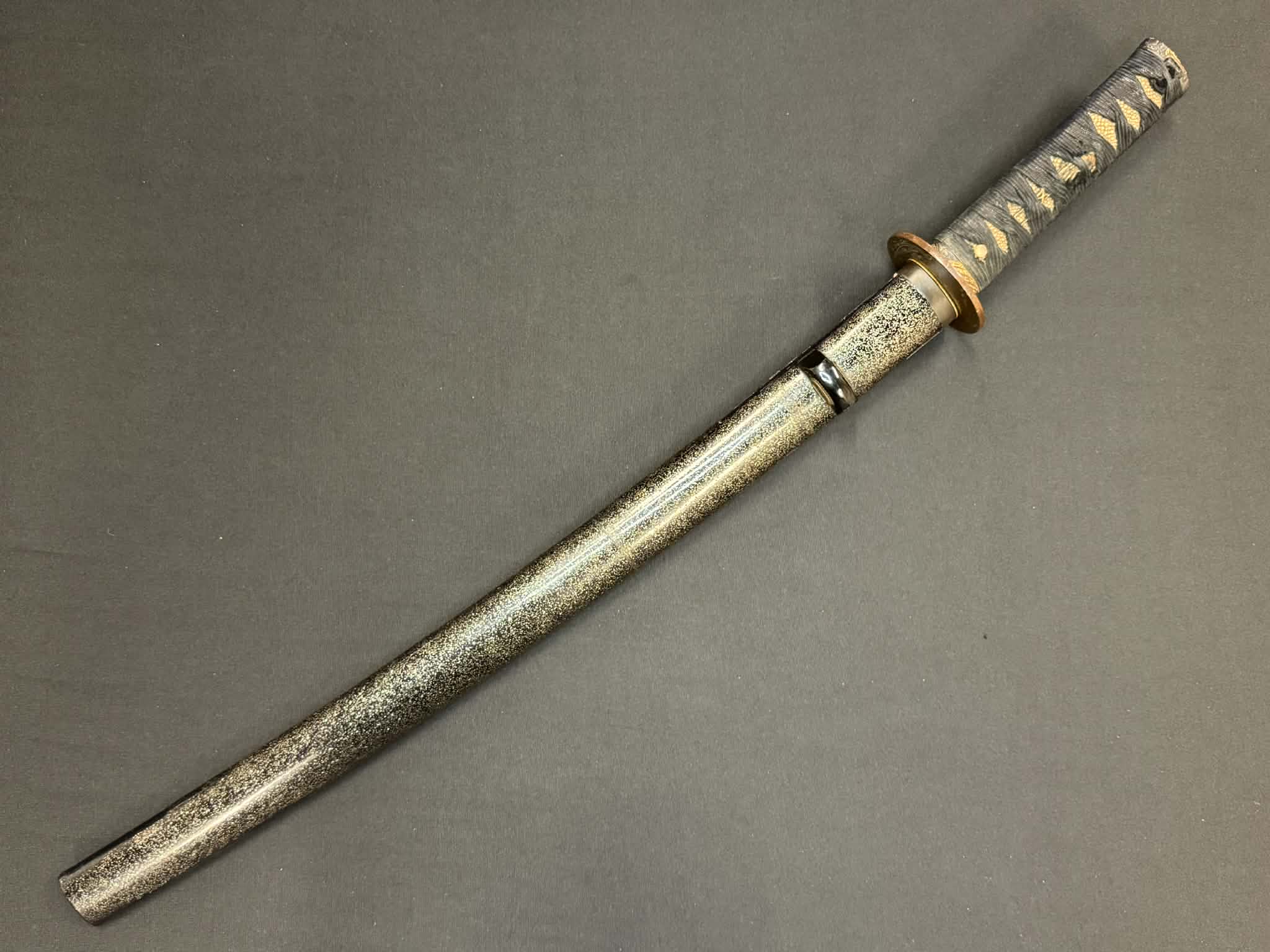 Antique Nihonto - Wakizashi in Koshirae