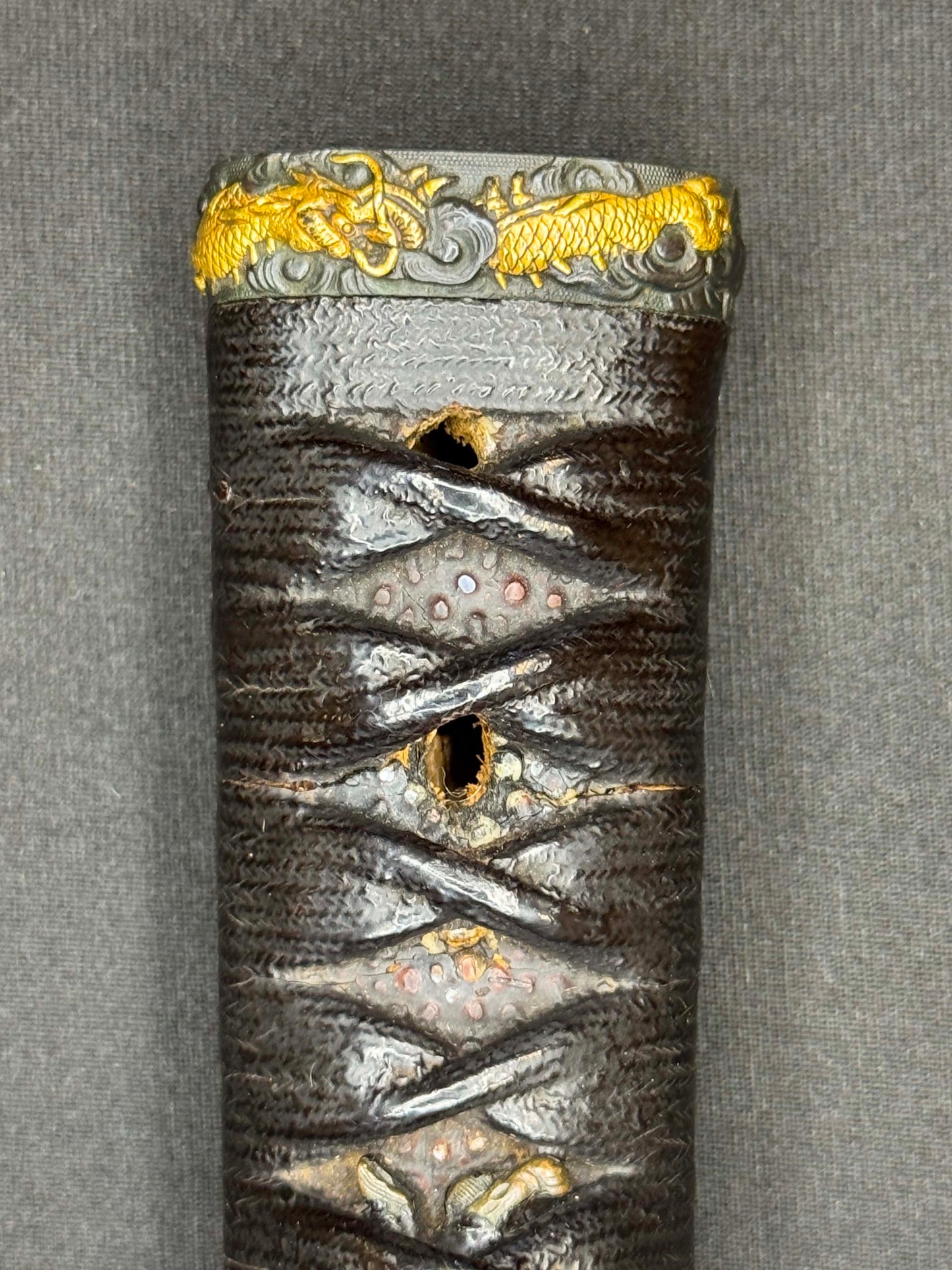 Antique Nihonto - Early Edo (300-350 years old) Katana in Koshirae, signed Yokoyama Ueno Daijo Fujiwara Sukesada (not verified)