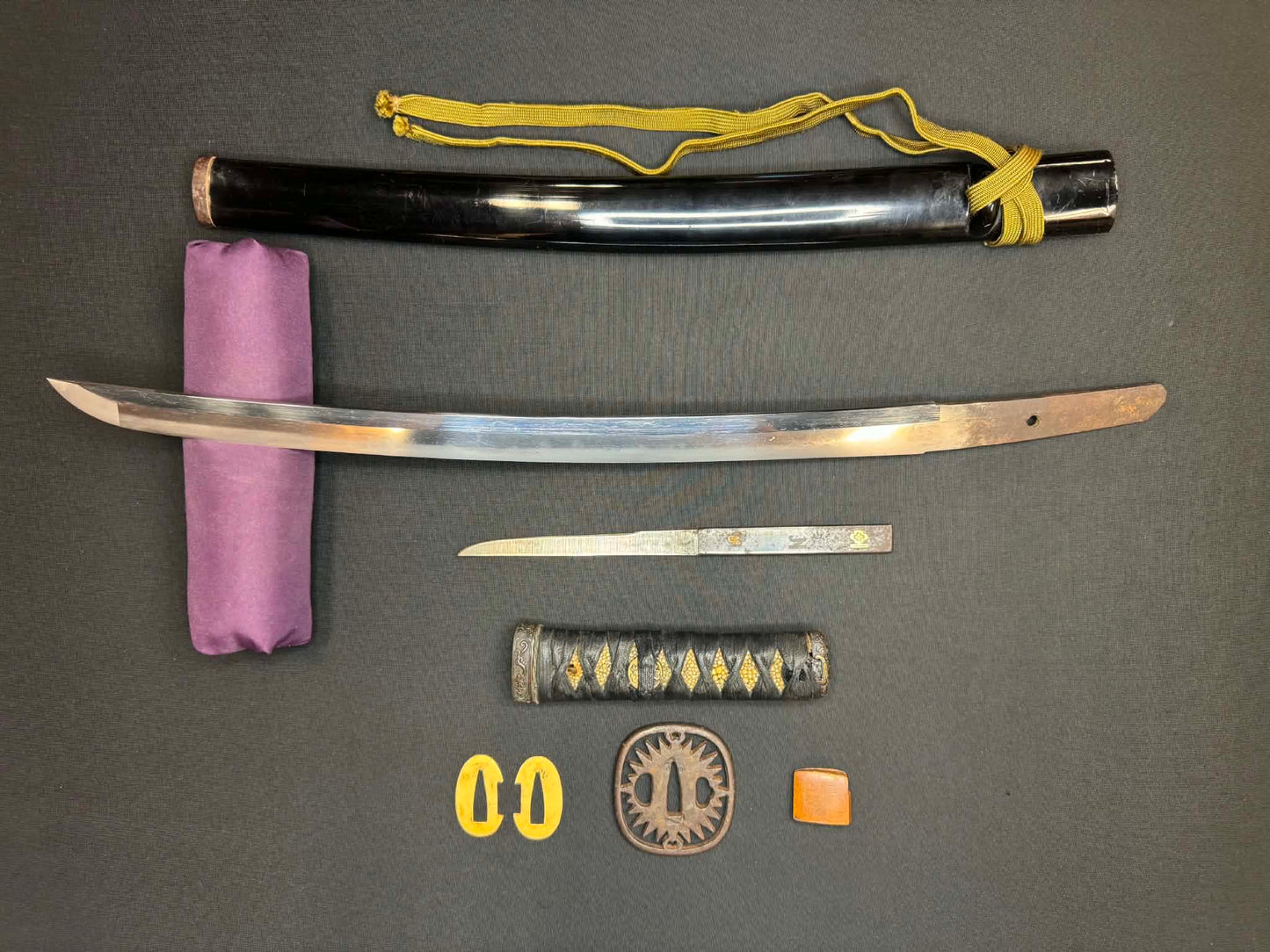 Antique Nihonto - Wakizashi in Koshirae, possible hidden Christian Tsuba